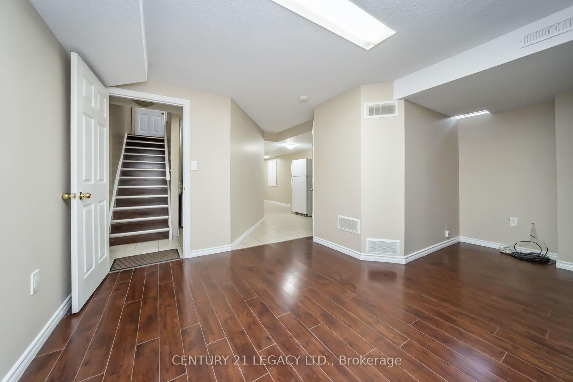 Photo 35 of 11 Nathaniel Crescent, Brampton, Bram East — HOMEH