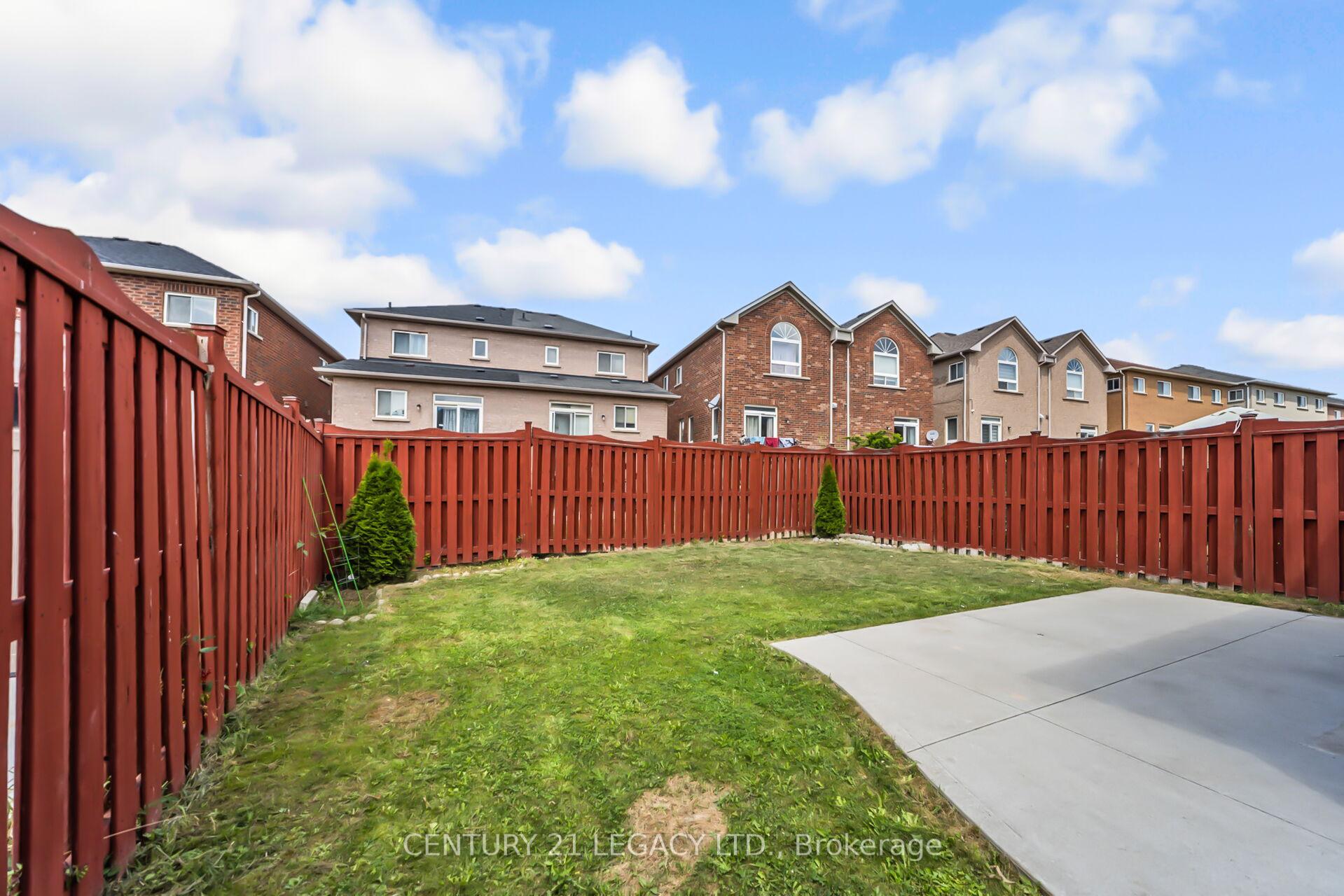 Photo 49 of 11 Nathaniel Crescent, Brampton, Bram East — HOMEH