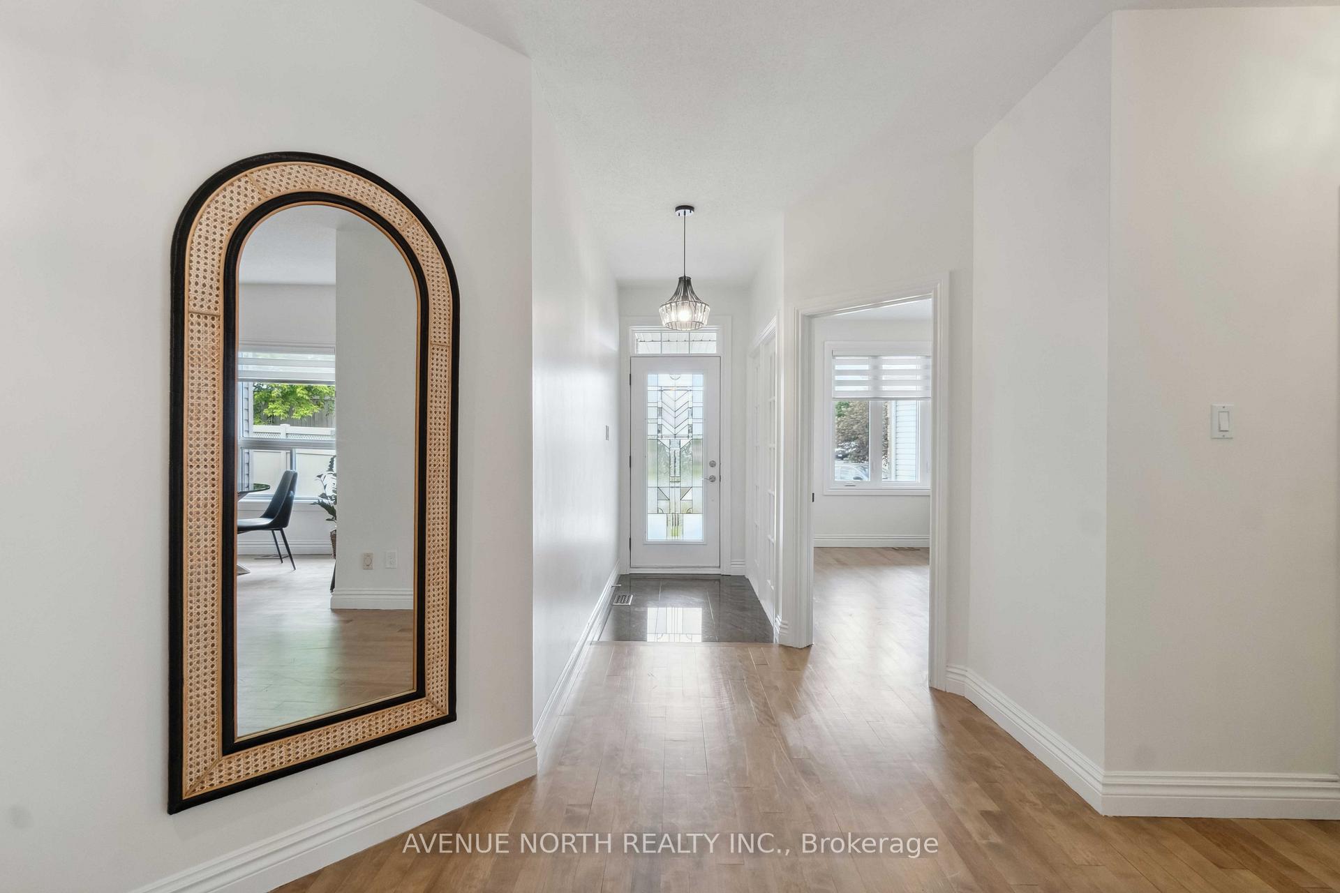 Photo 4 of 141 Grandpark Circle, Ottawa, Hunt Club Park — HOMEH