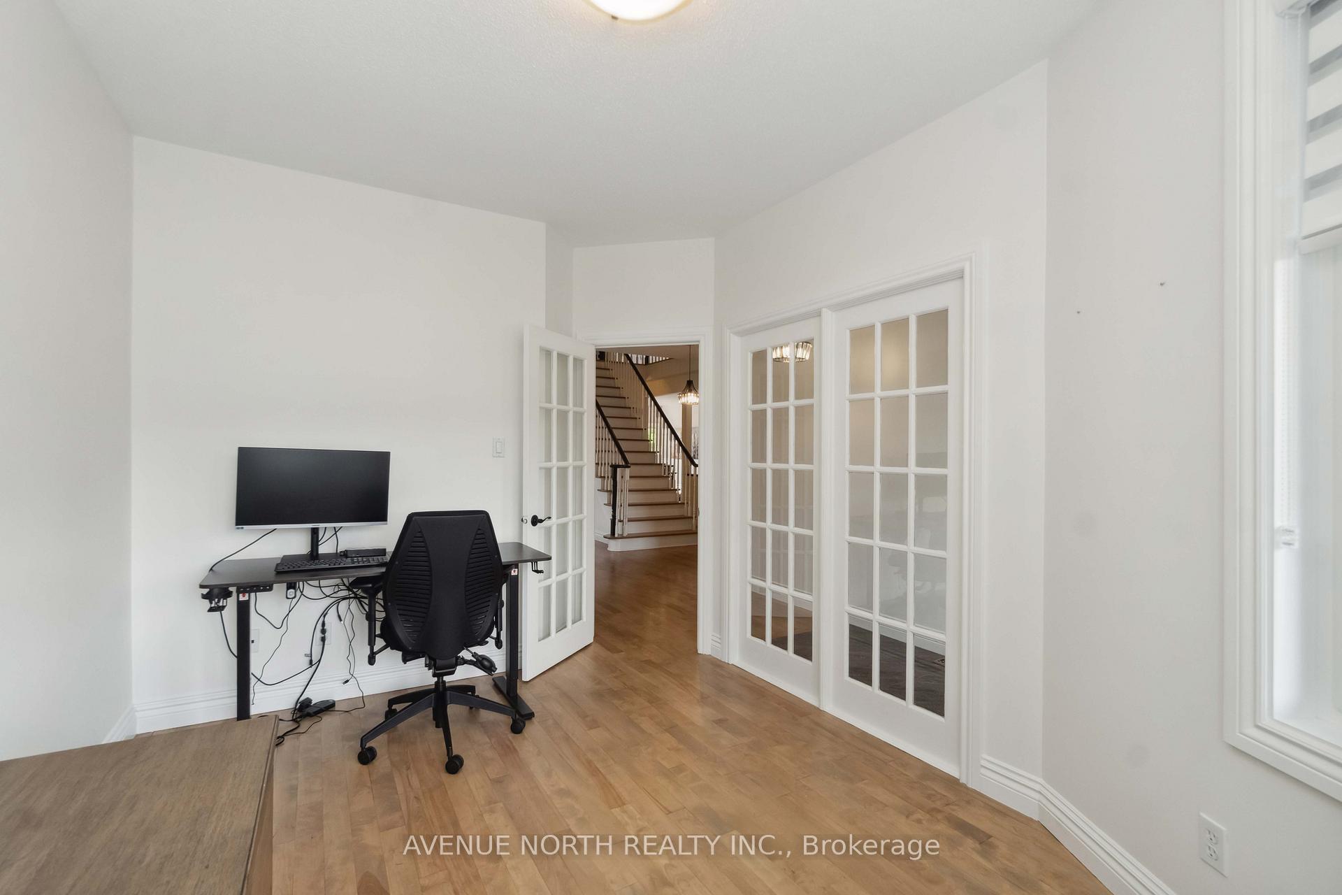 Photo 14 of 141 Grandpark Circle, Ottawa, Hunt Club Park — HOMEH