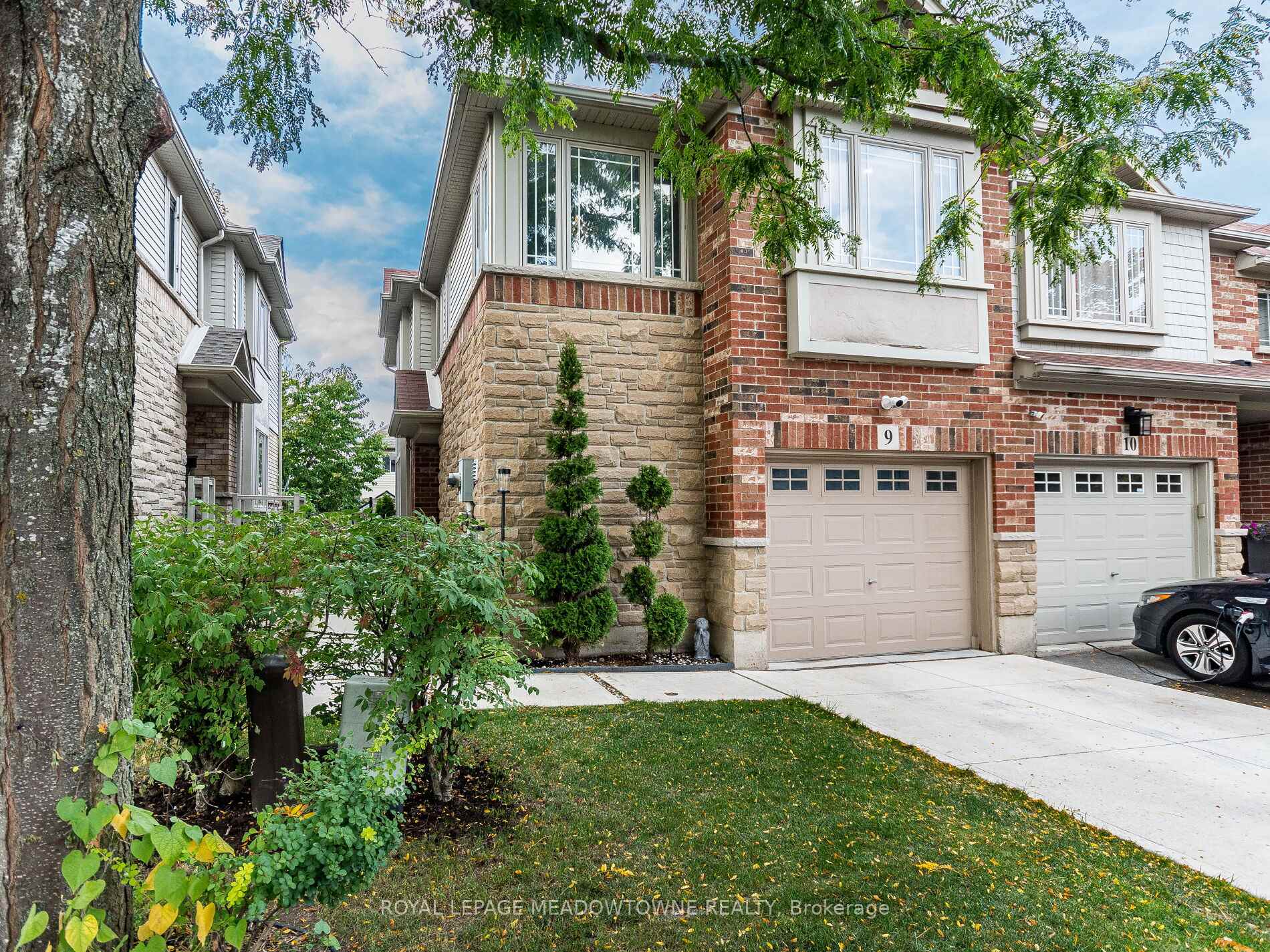 Photo 5 of Unit 9, 242 Upper Mount Albion Road, Hamilton, Stoney Creek Mountain — HOMEH