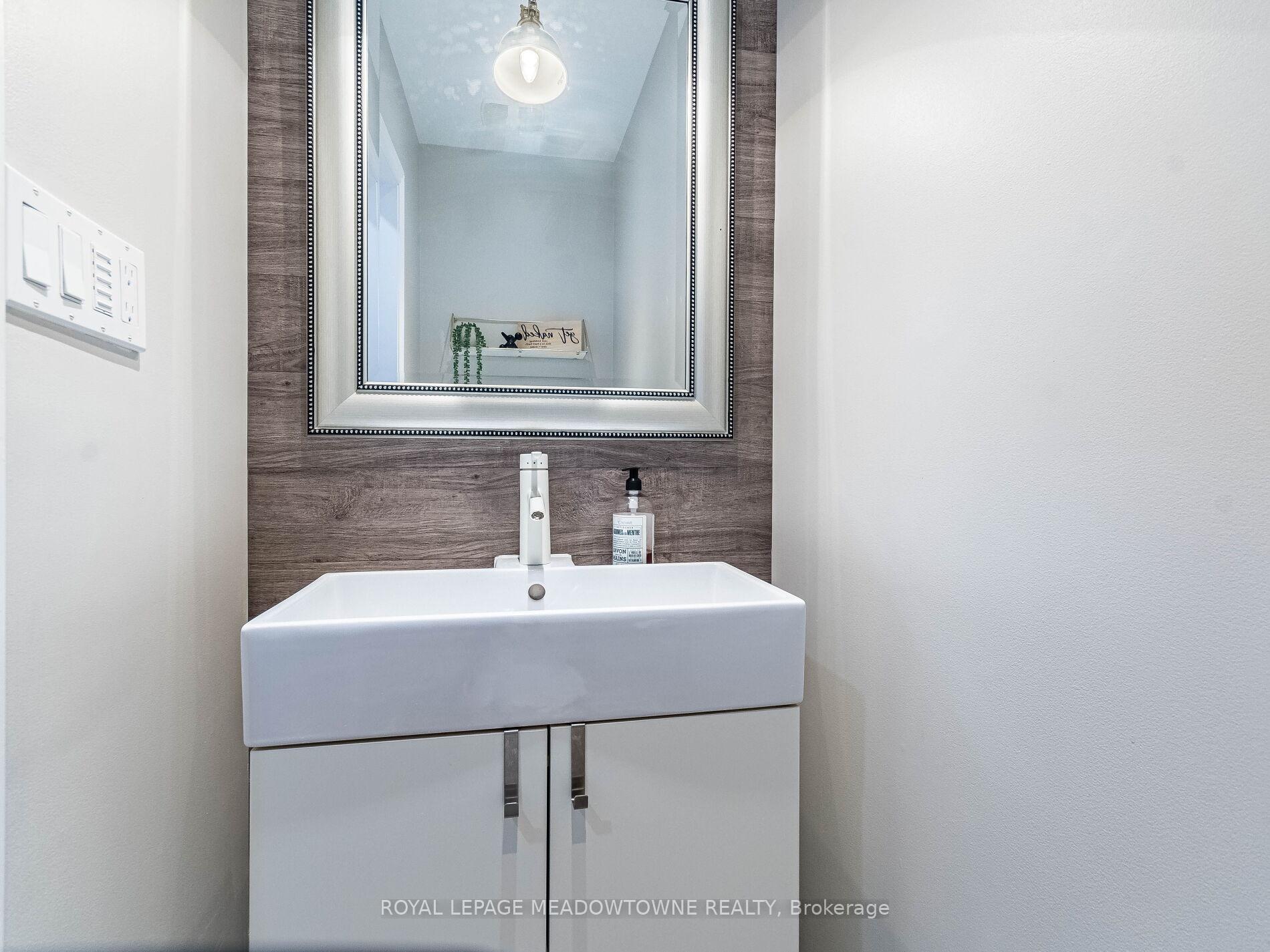 Photo 36 of Unit 9, 242 Upper Mount Albion Road, Hamilton, Stoney Creek Mountain — HOMEH