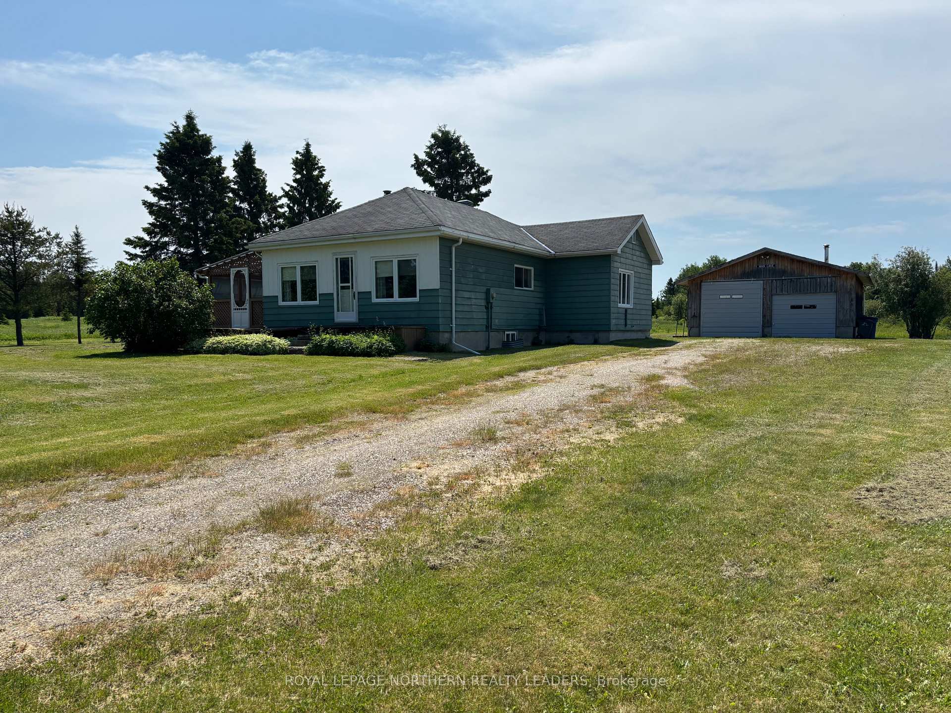 Front of Lot 20 CON 12 Glackmeyer Township