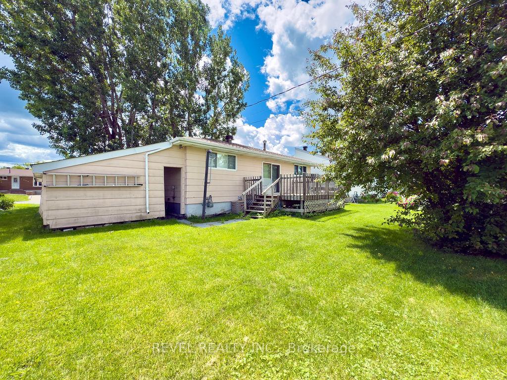 Photo 17 of 544 Lamminen Avenue, Timmins, TNW - Vic Heights — HOMEH
