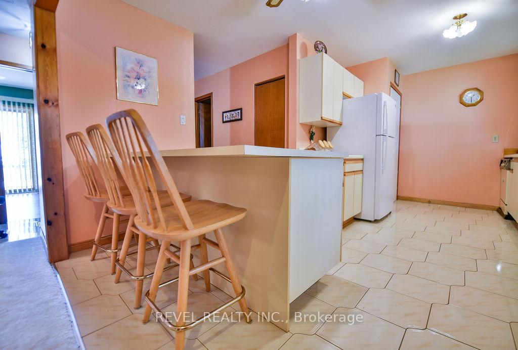 Photo 11 of 544 Lamminen Avenue, Timmins, TNW - Vic Heights — HOMEH