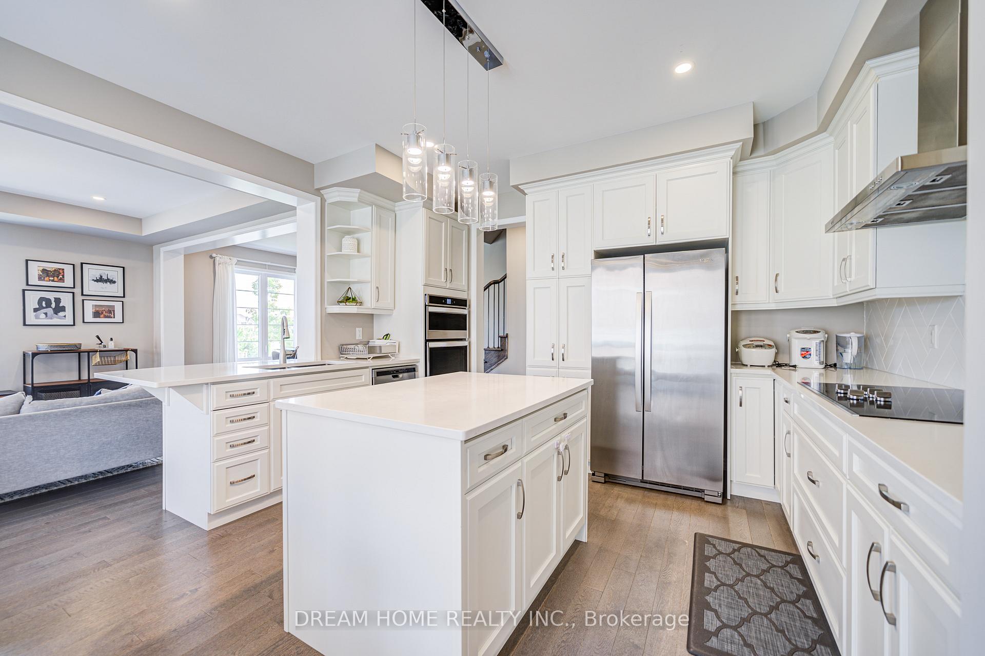 Photo 17 of 82 Chorus Crescent, Vaughan, Kleinburg — HOMEH