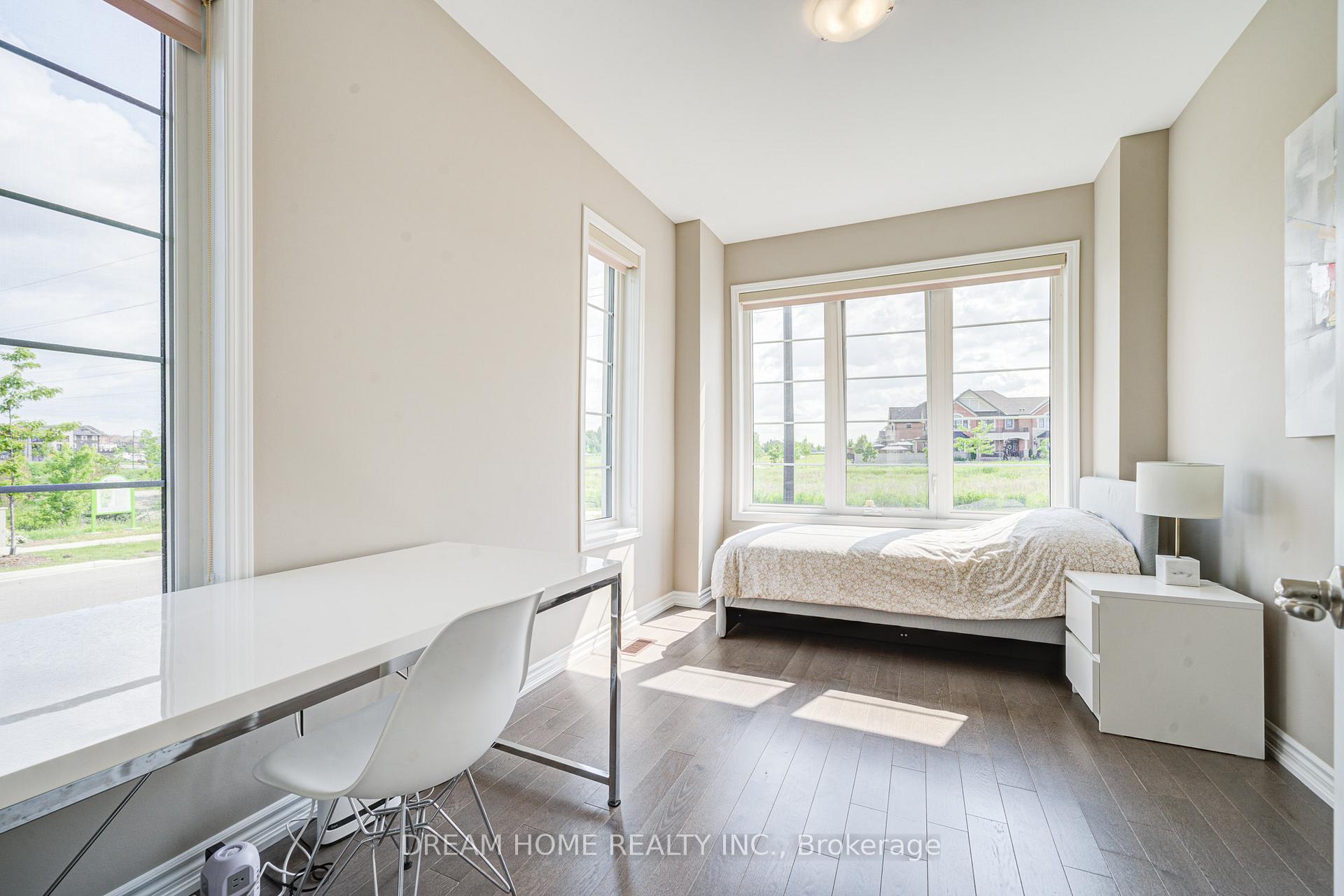Photo 29 of 82 Chorus Crescent, Vaughan, Kleinburg — HOMEH
