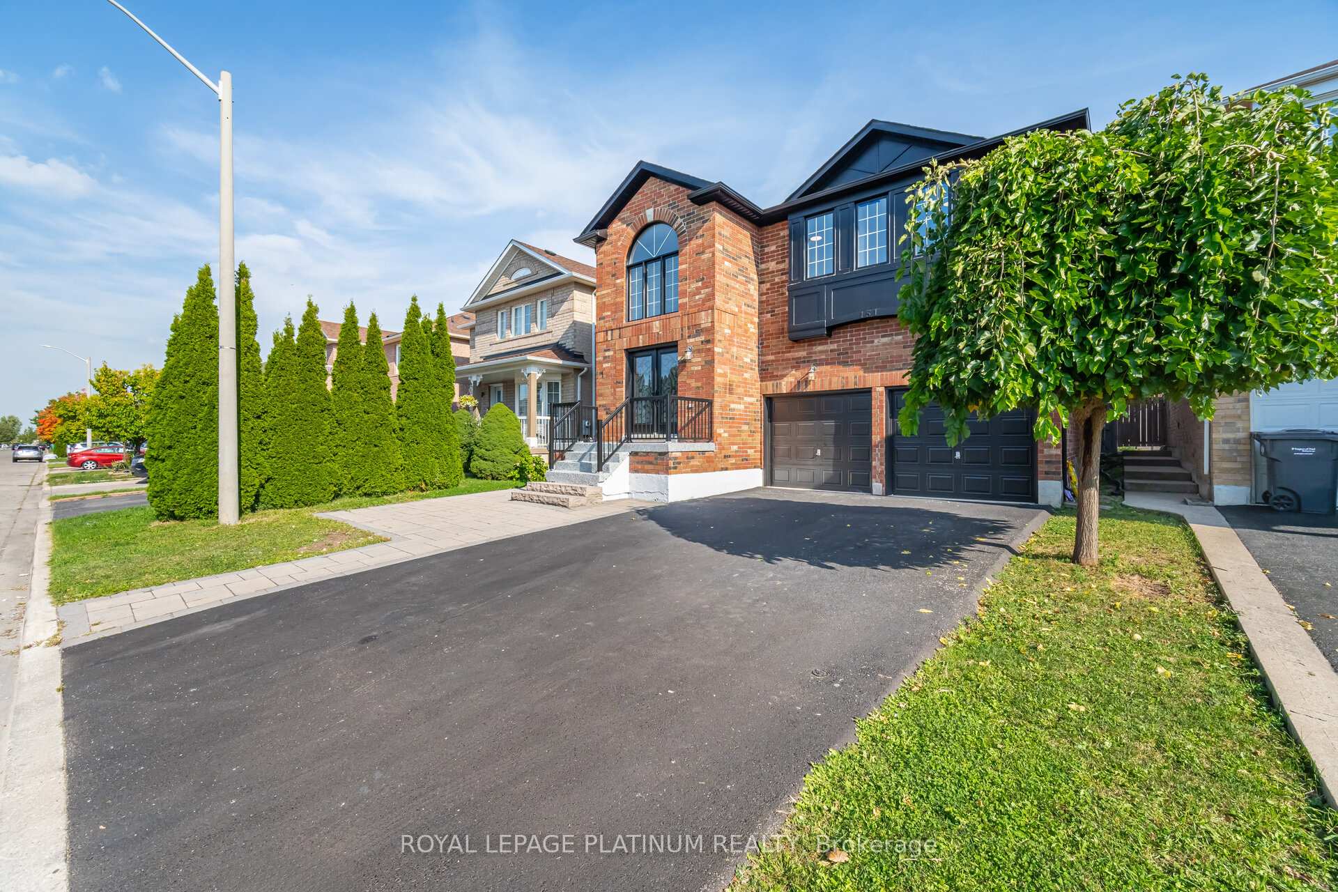 Photo 2 of 151 Luella Crescent, Brampton, Fletcher's Meadow — HOMEH