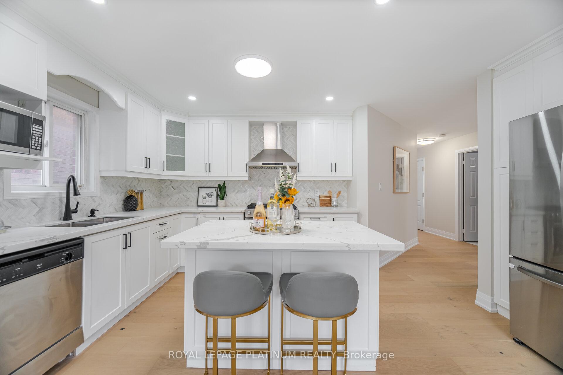 Photo 7 of 151 Luella Crescent, Brampton, Fletcher's Meadow — HOMEH