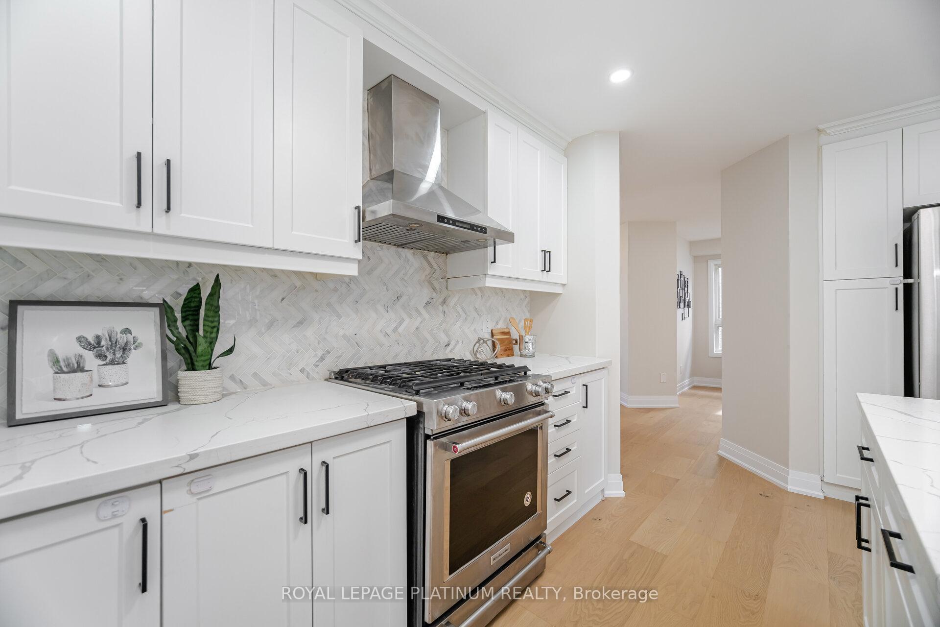 Photo 8 of 151 Luella Crescent, Brampton, Fletcher's Meadow — HOMEH