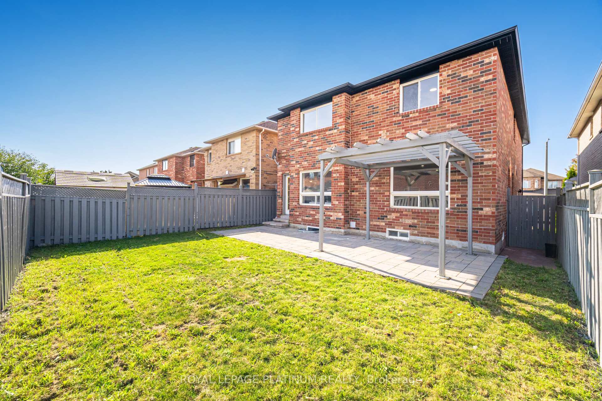 Photo 27 of 151 Luella Crescent, Brampton, Fletcher's Meadow — HOMEH