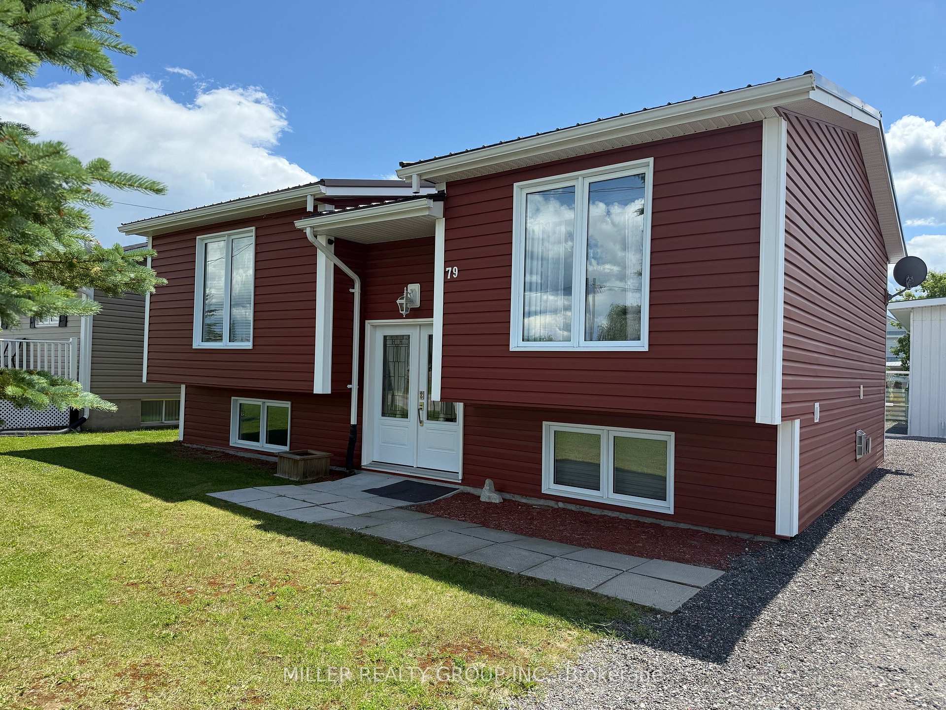 Photo 1 of 79 11 Street, Armstrong, Earlton — HOMEH