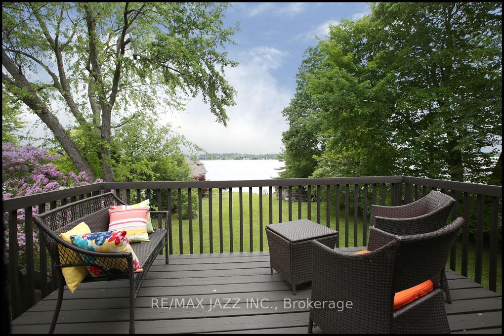Photo 9 of 447 Lakeshore Drive, Scugog, Port Perry — HOMEH