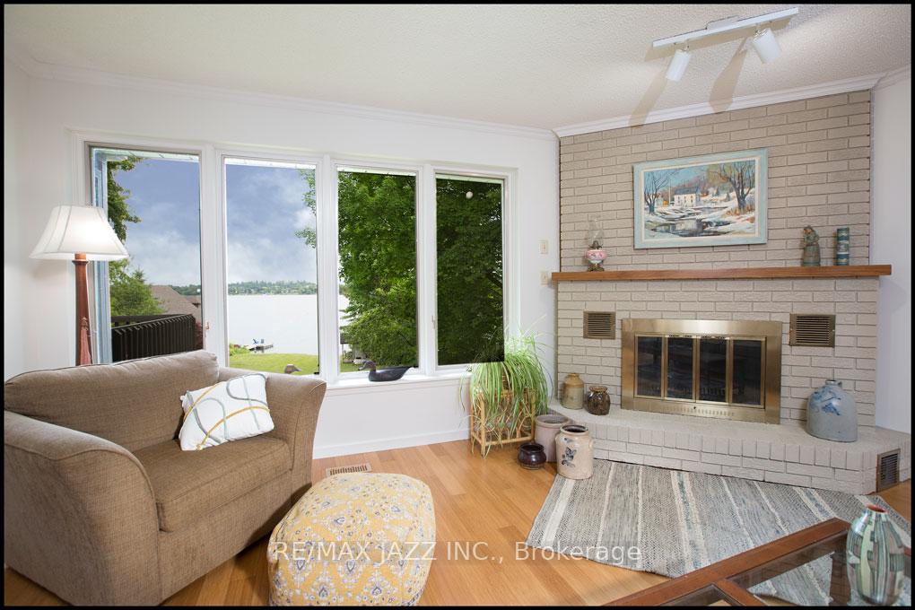 Photo 12 of 447 Lakeshore Drive, Scugog, Port Perry — HOMEH