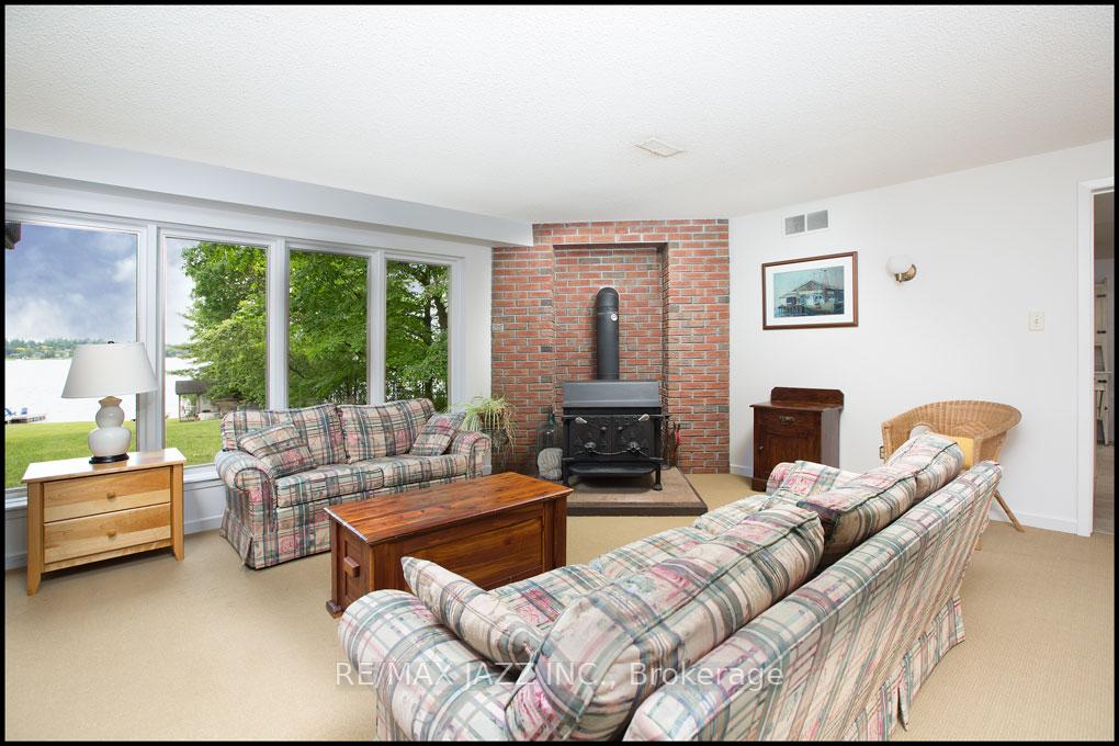 Photo 18 of 447 Lakeshore Drive, Scugog, Port Perry — HOMEH