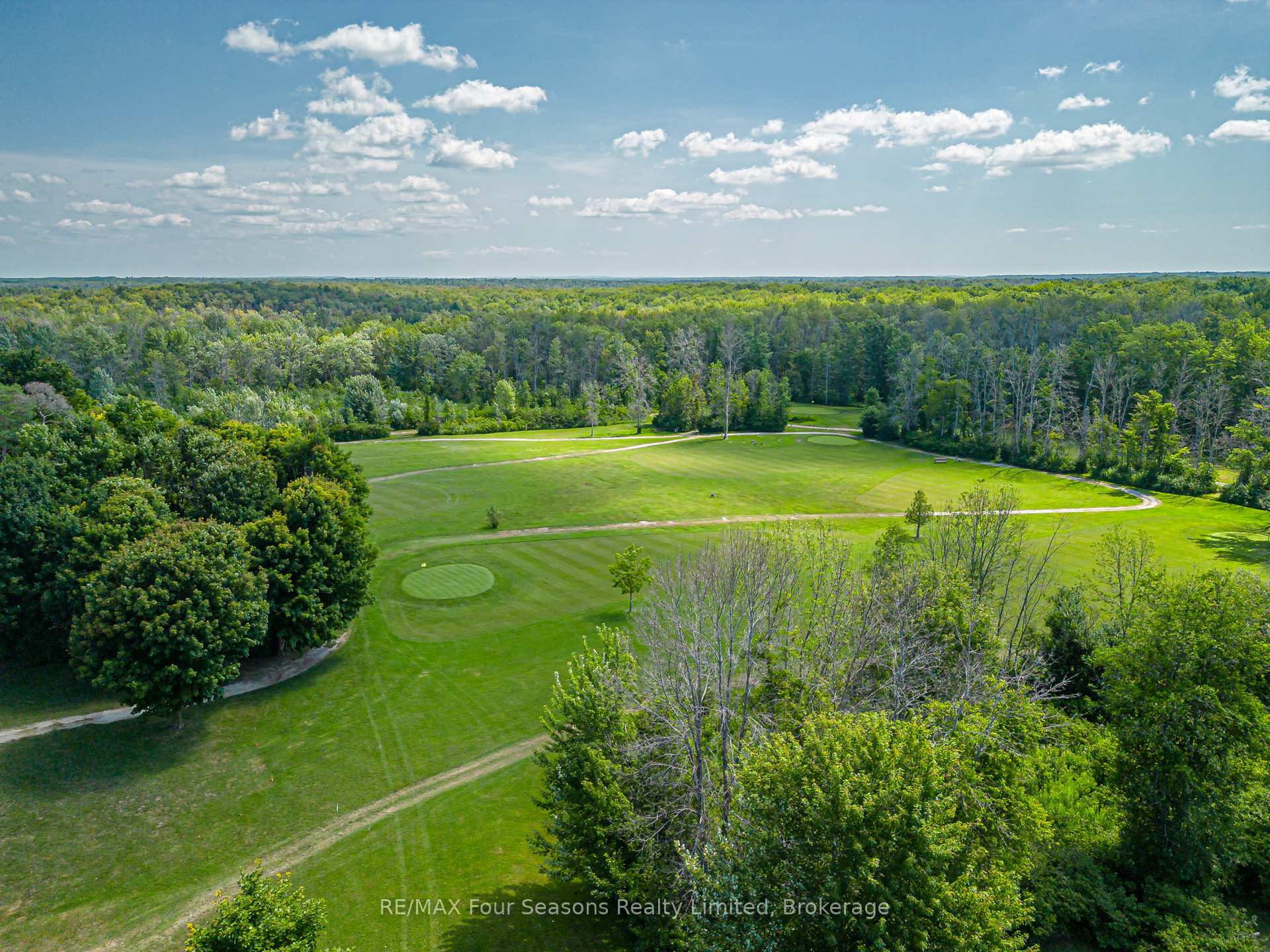 Photo 6 of 7 Allen Drive S, Wasaga Beach — HOMEH