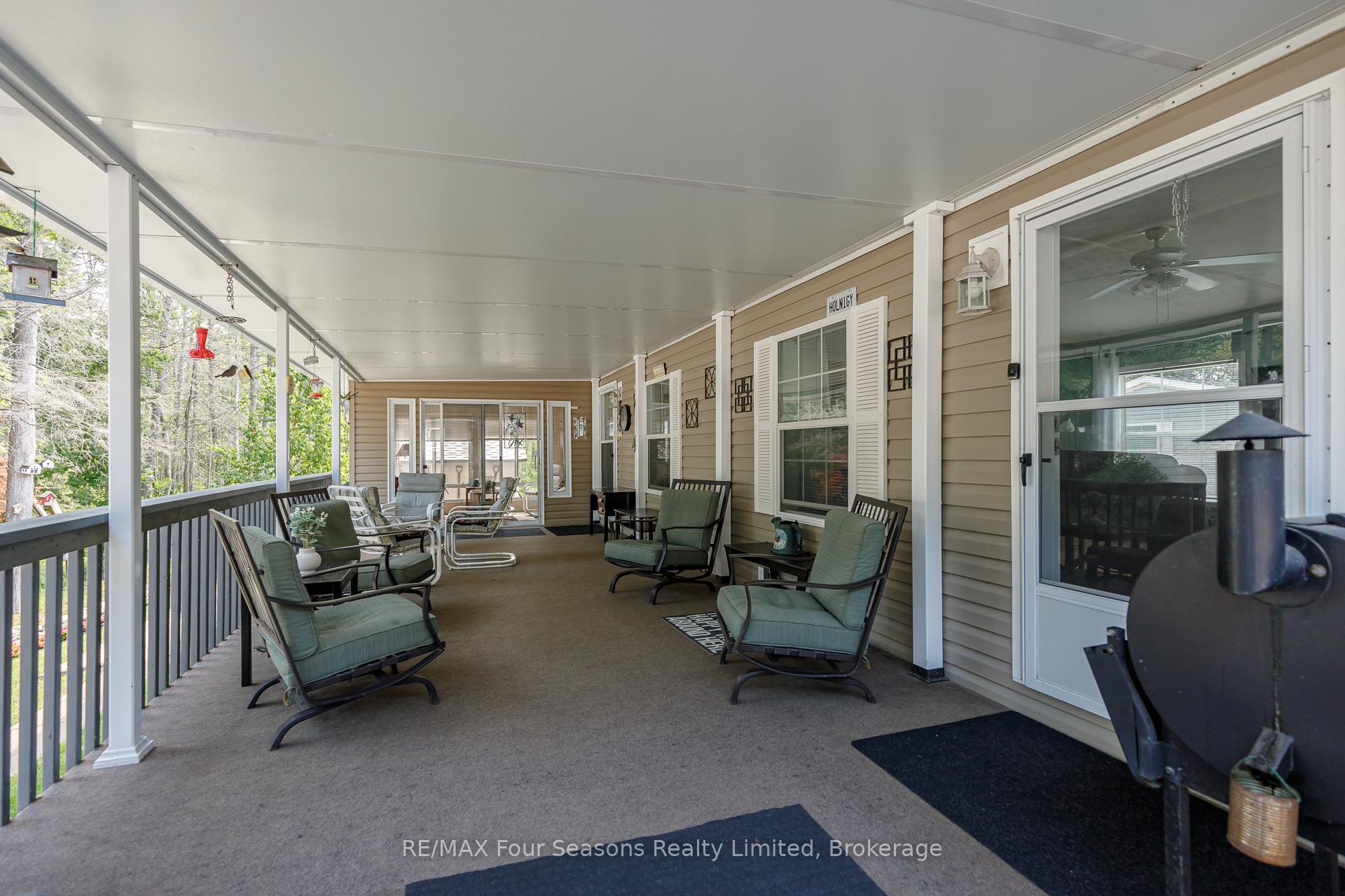 Photo 12 of 7 Allen Drive S, Wasaga Beach — HOMEH