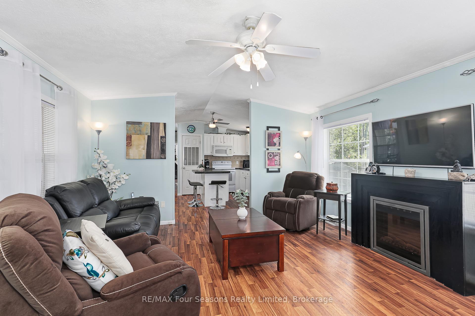 Photo 37 of 7 Allen Drive S, Wasaga Beach — HOMEH