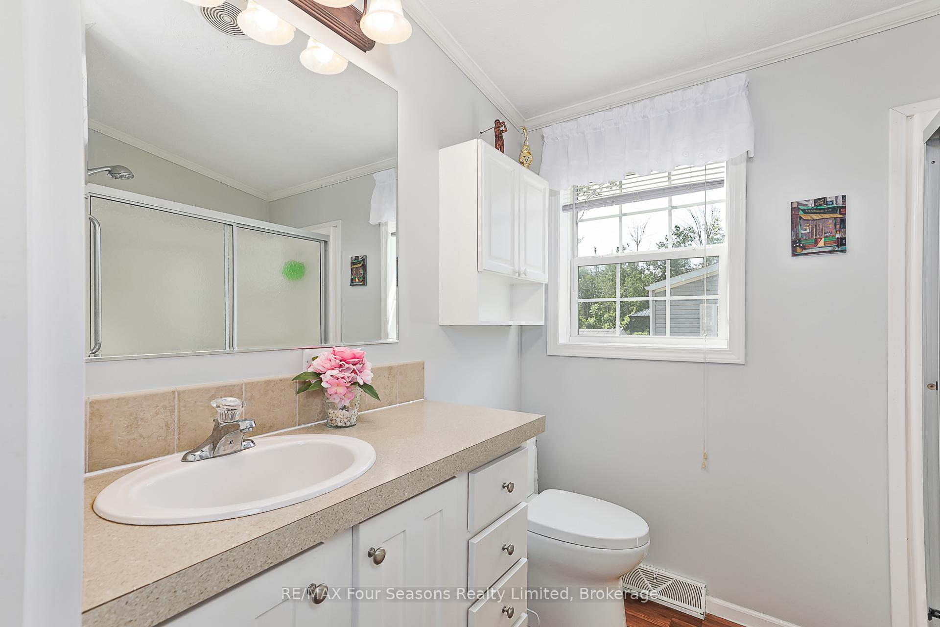 Photo 19 of 7 Allen Drive S, Wasaga Beach — HOMEH