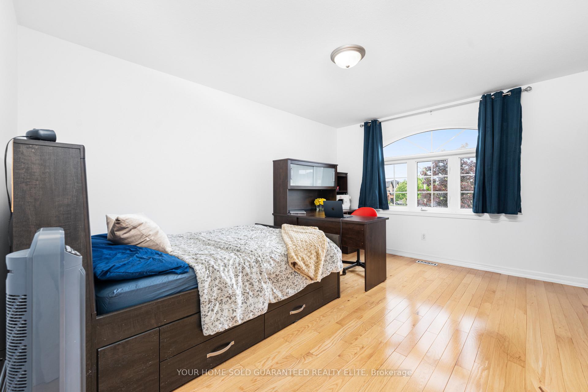 Photo 18 of 1 Hillcroft Drive, Hamilton, Stoney Creek Mountain — HOMEH