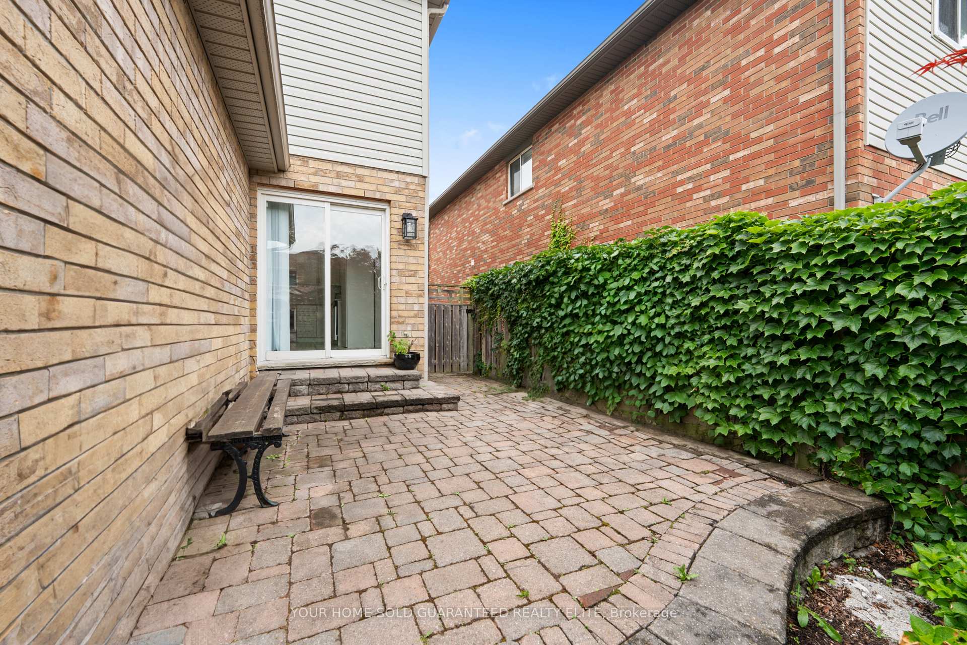 Photo 26 of 1 Hillcroft Drive, Hamilton, Stoney Creek Mountain — HOMEH