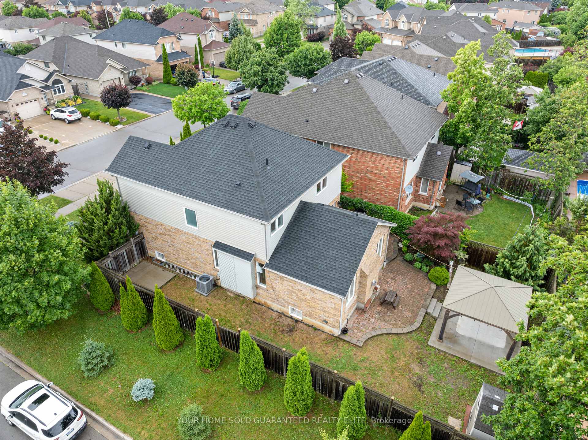 Photo 37 of 1 Hillcroft Drive, Hamilton, Stoney Creek Mountain — HOMEH
