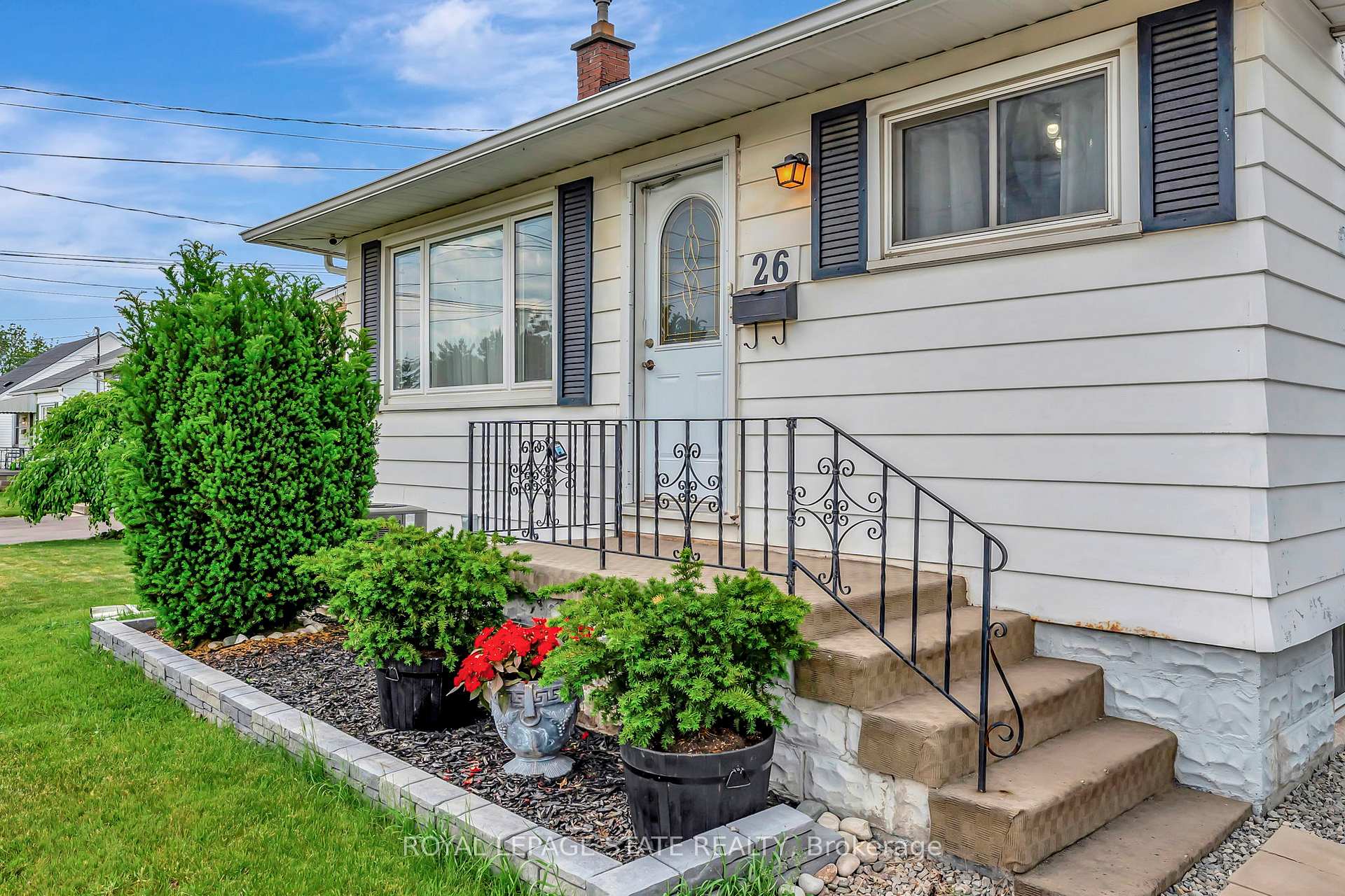 Photo 3 of 26 Adeline Avenue, Hamilton, Normanhurst — HOMEH