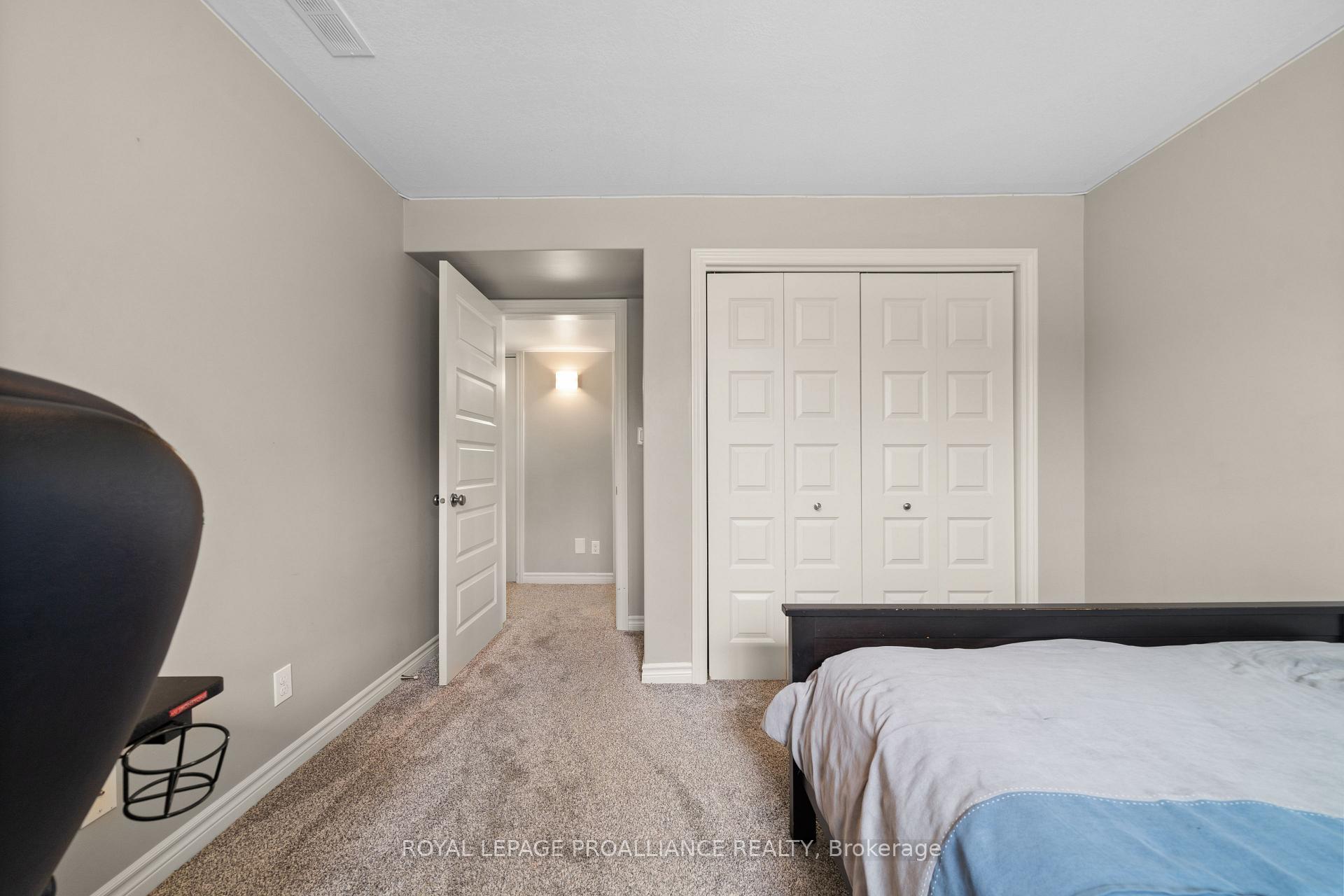 Photo 35 of 118 Gentlebreeze Drive, Belleville, Thurlow Ward — HOMEH