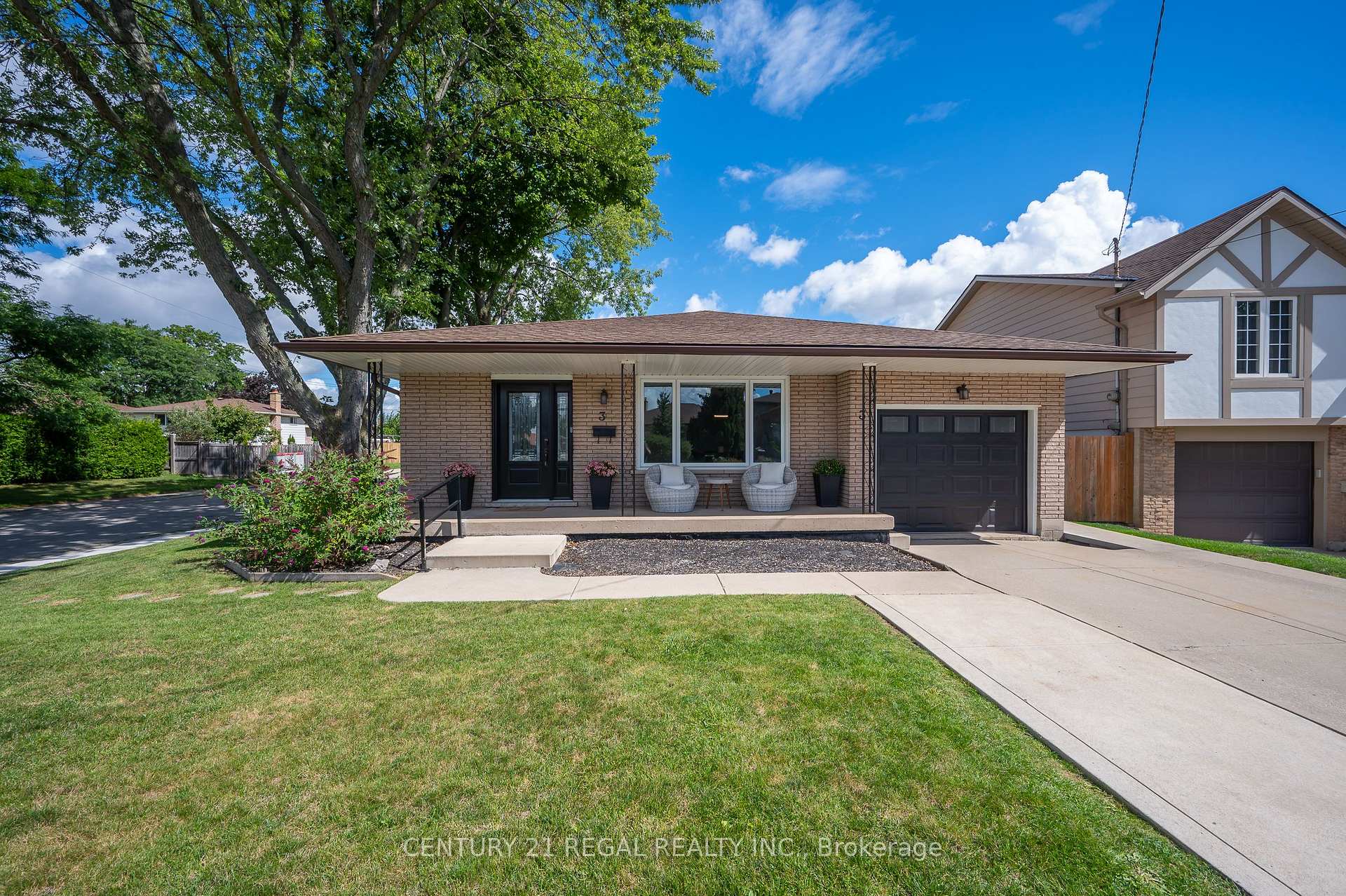 Photo 1 of 3 Mentino Court, Hamilton, Eleanor — HOMEH