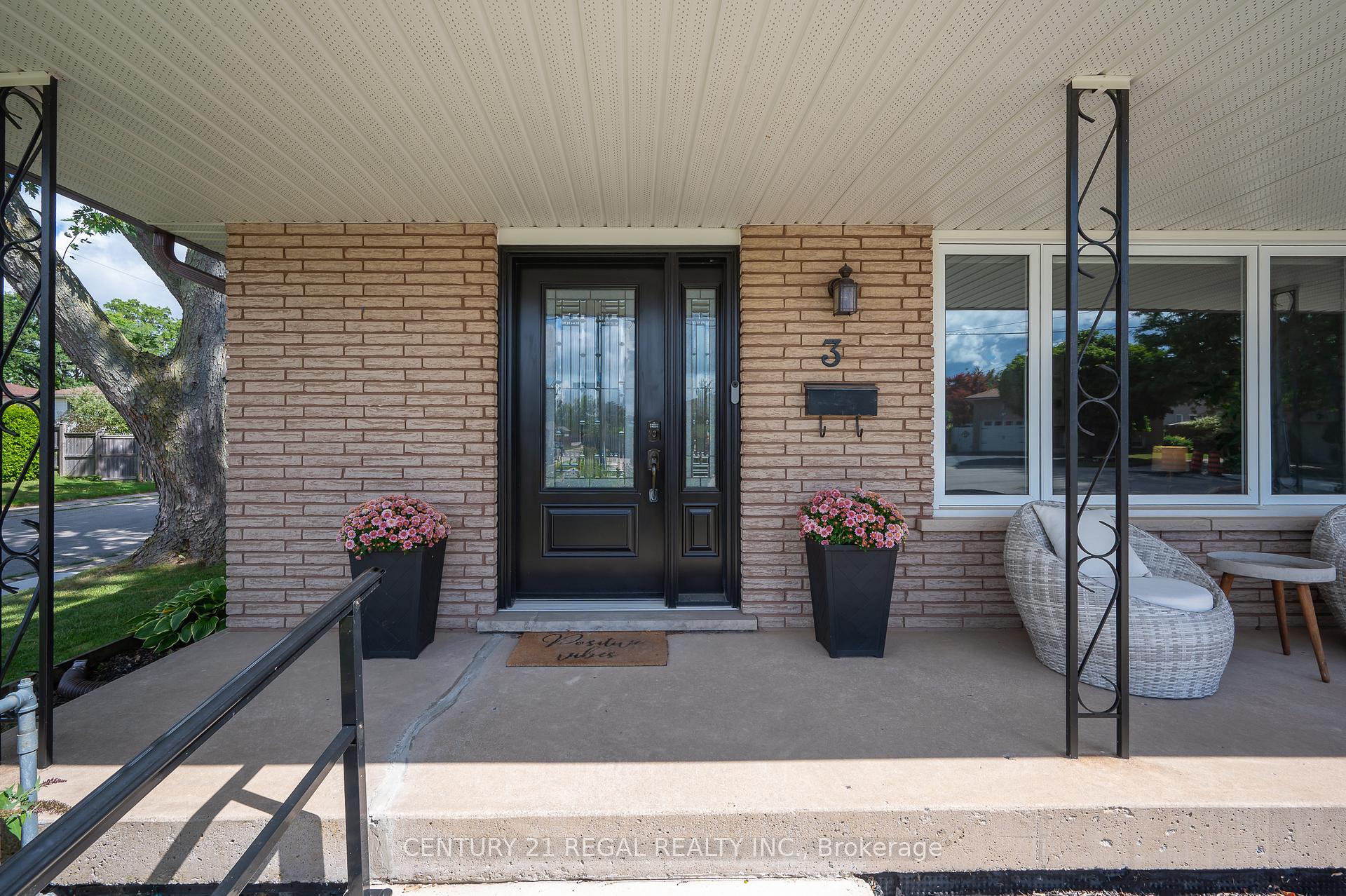 Photo 3 of 3 Mentino Court, Hamilton, Eleanor — HOMEH