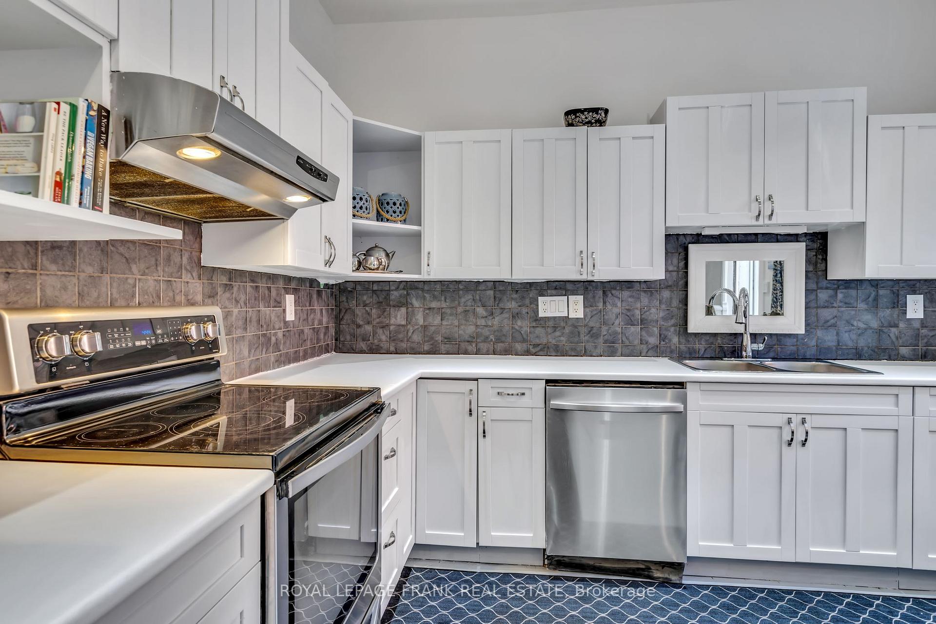 Photo 13 of 514 Bolivar Street, Peterborough, Town Ward 3 — HOMEH
