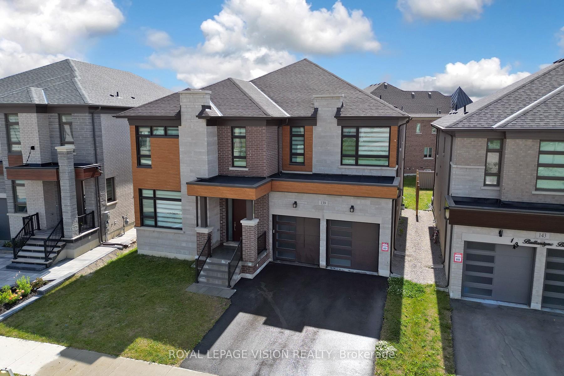 Photo 2 of 139 Ballantyne Boulevard, Vaughan, Vellore Village — HOMEH