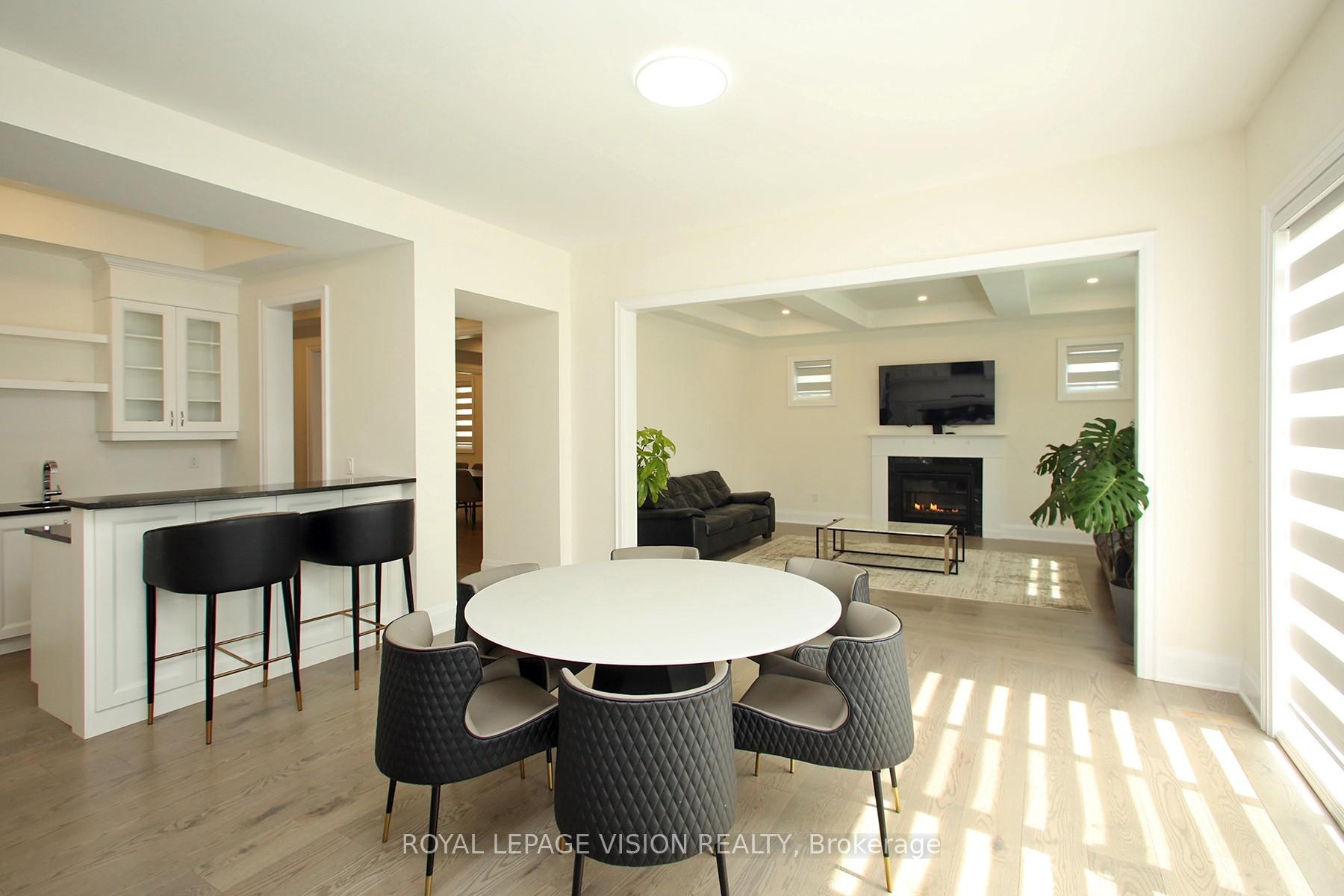 Photo 5 of 139 Ballantyne Boulevard, Vaughan, Vellore Village — HOMEH