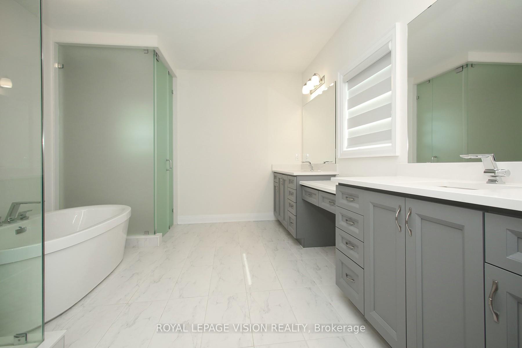 Photo 27 of 139 Ballantyne Boulevard, Vaughan, Vellore Village — HOMEH