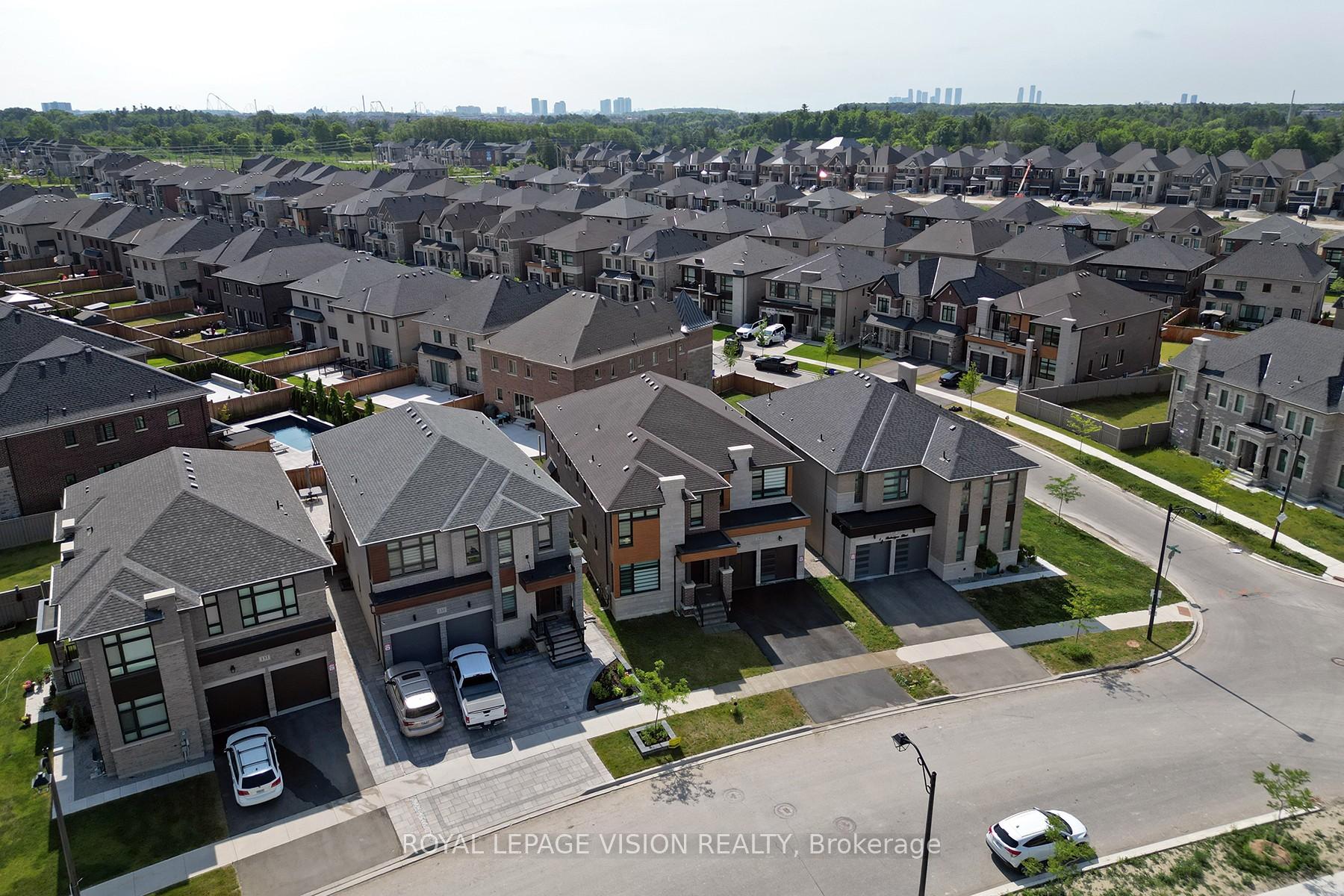 Photo 28 of 139 Ballantyne Boulevard, Vaughan, Vellore Village — HOMEH