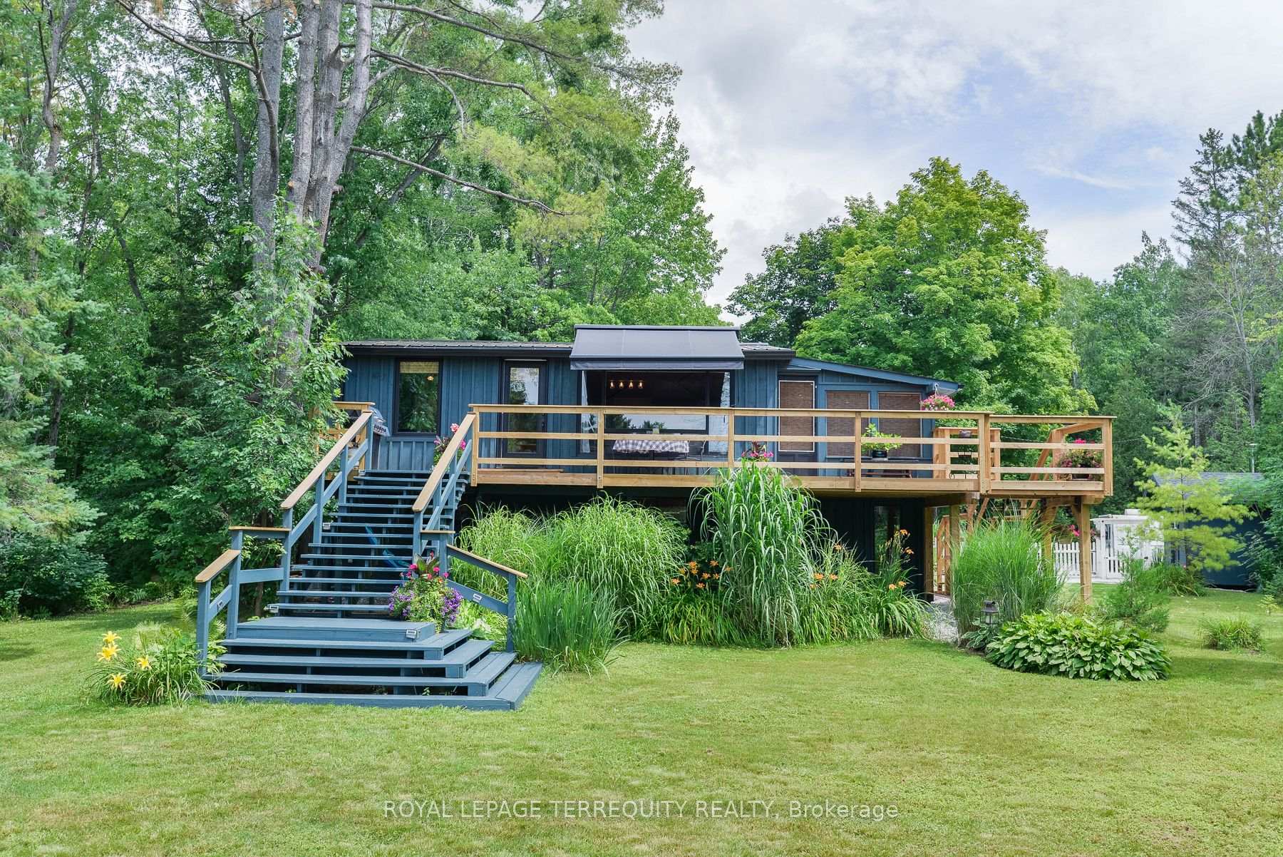 Photo 2 of 7862 Birch Drive, Ramara, Rural Ramara — HOMEH