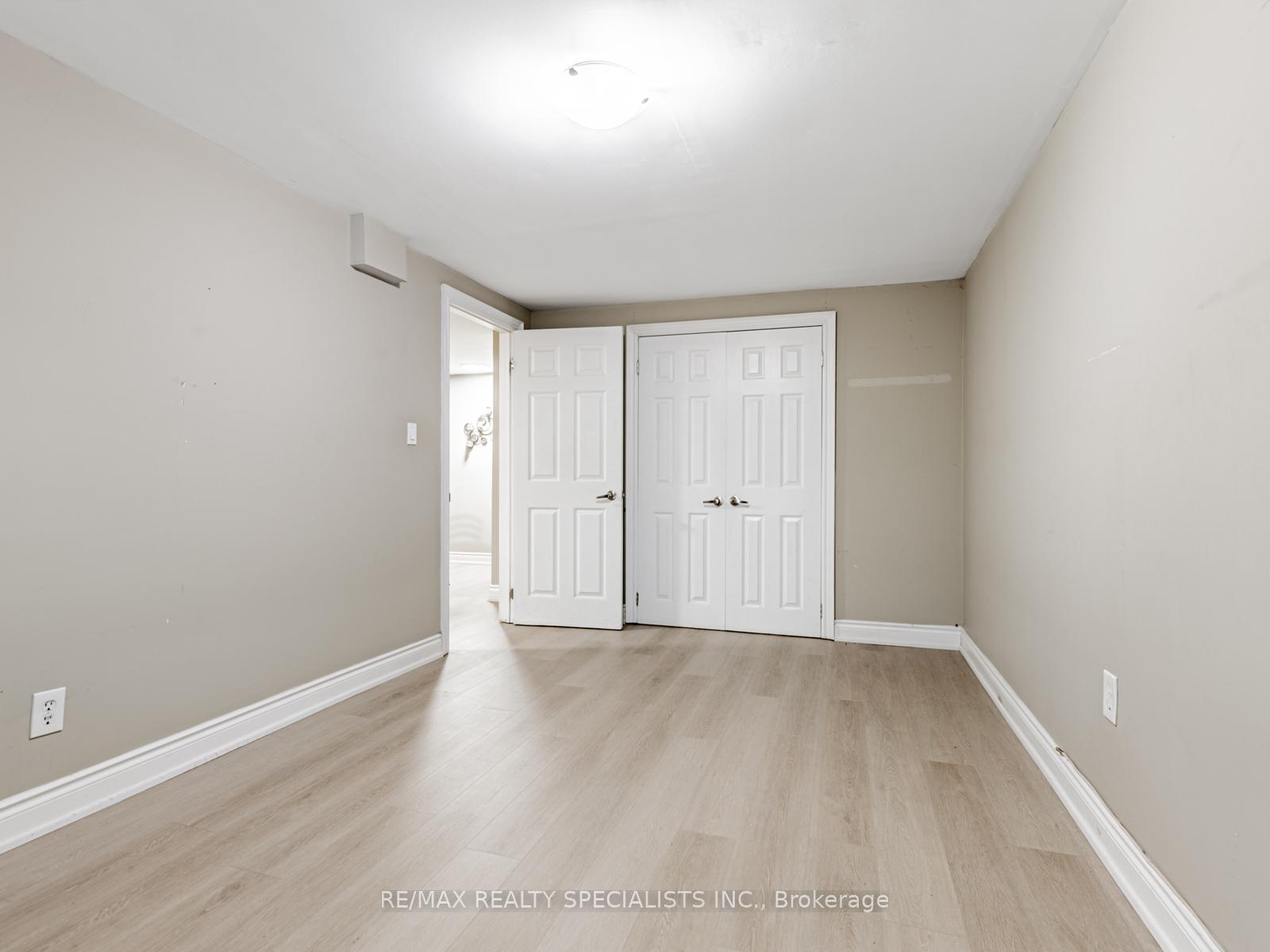 Photo 32 of 42 Birchbank Road, Brampton, Avondale — HOMEH