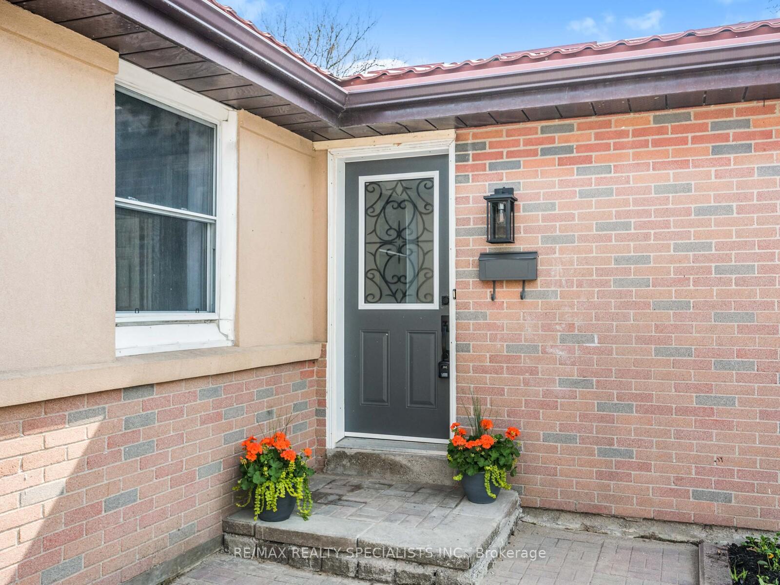 Photo 30 of 42 Birchbank Road, Brampton, Avondale — HOMEH