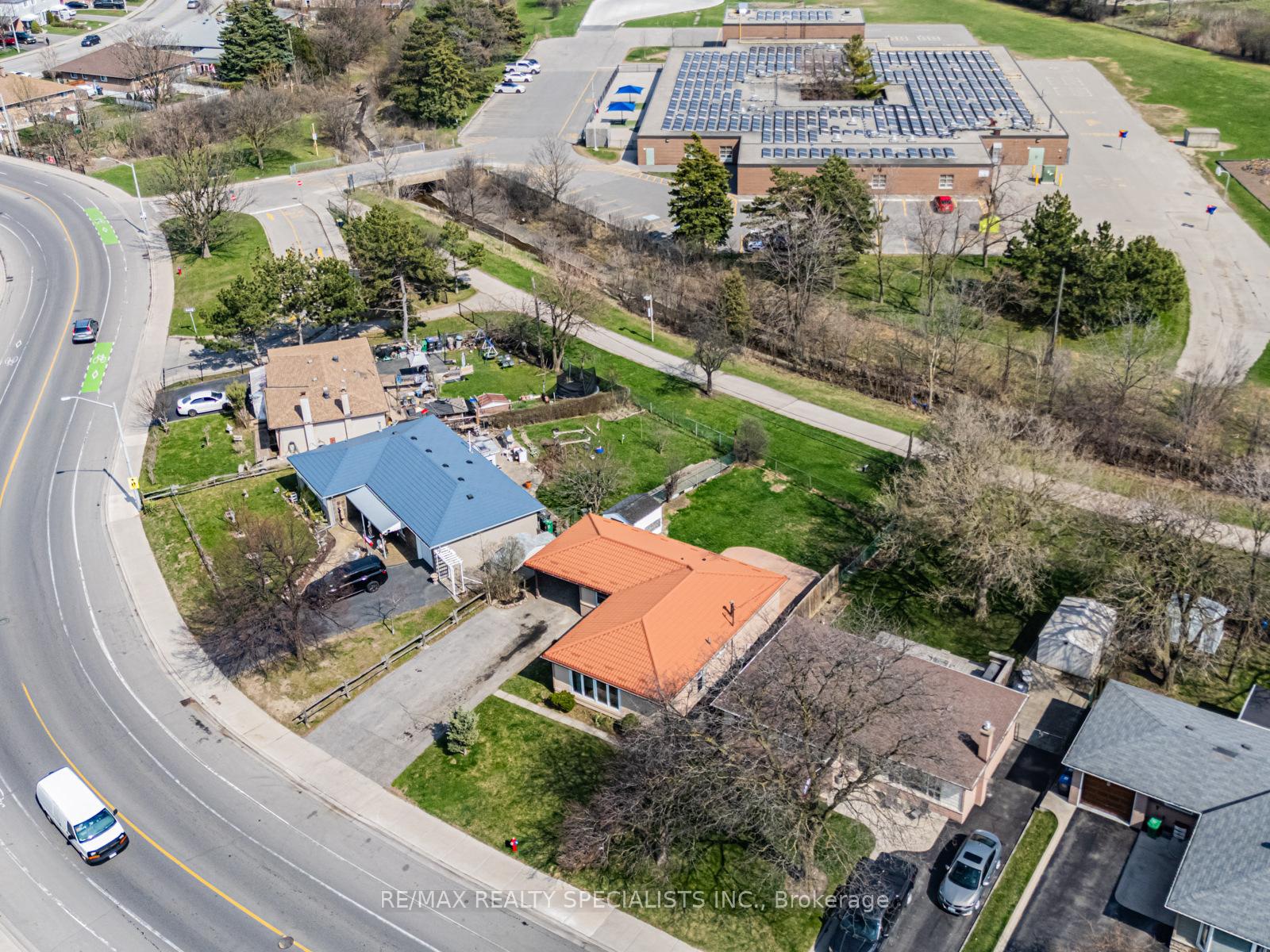 Photo 41 of 42 Birchbank Road, Brampton, Avondale — HOMEH