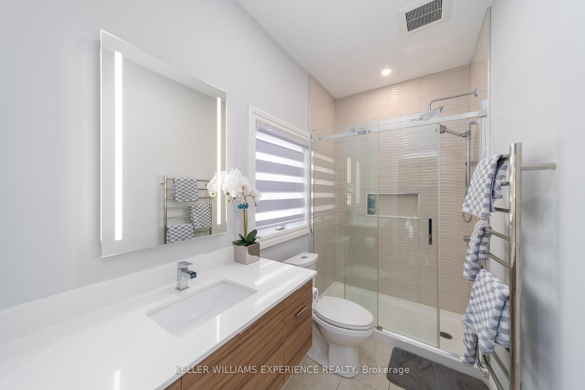 Photo 14 of 41 Thrushwood Drive, Barrie, Holly — HOMEH