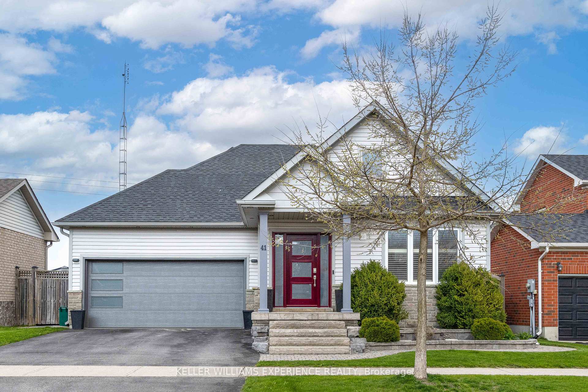 Photo 32 of 41 Thrushwood Drive, Barrie, Holly — HOMEH