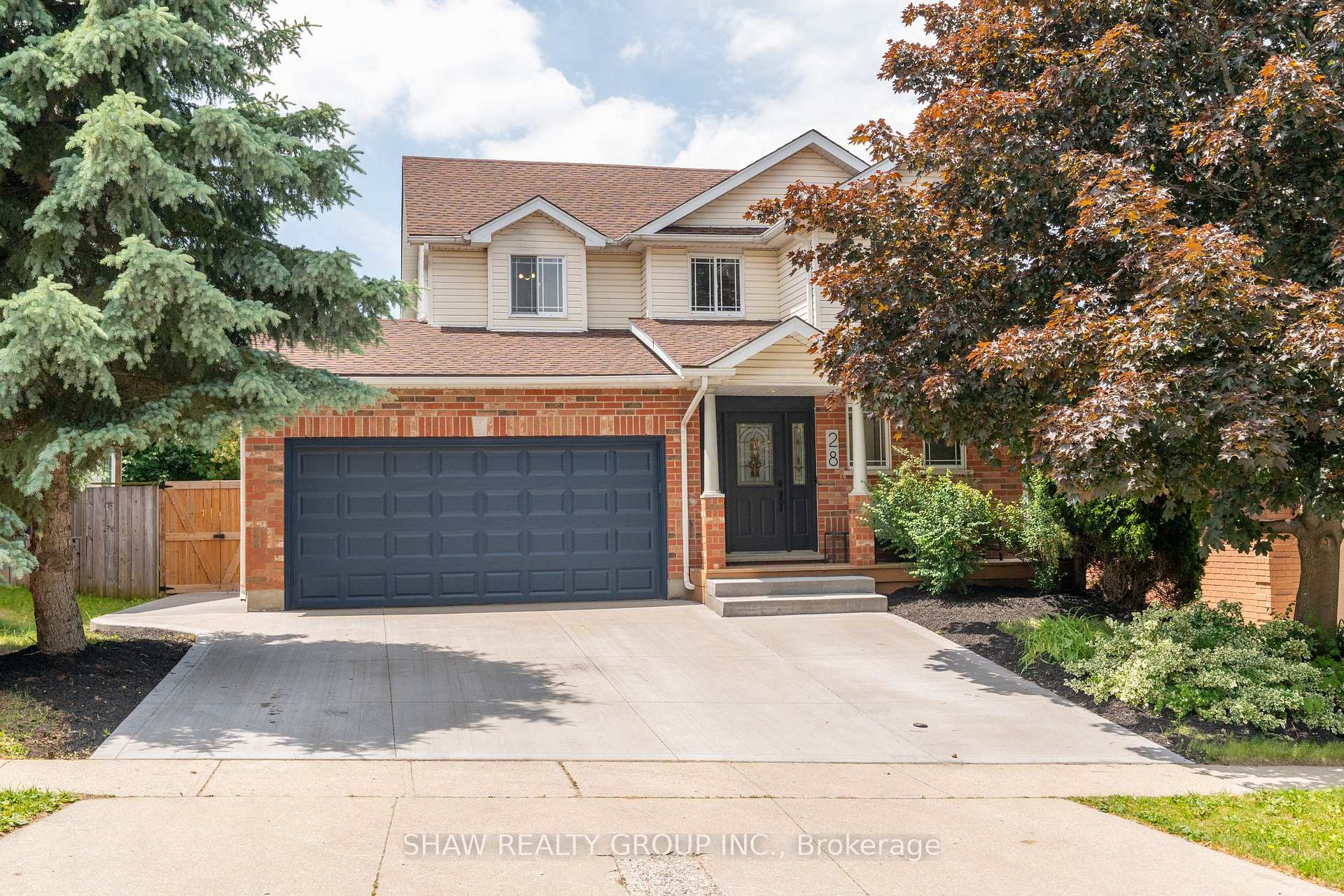 Photo 1 of 28 Mccormick Drive, Cambridge, Hespeler Village — HOMEH