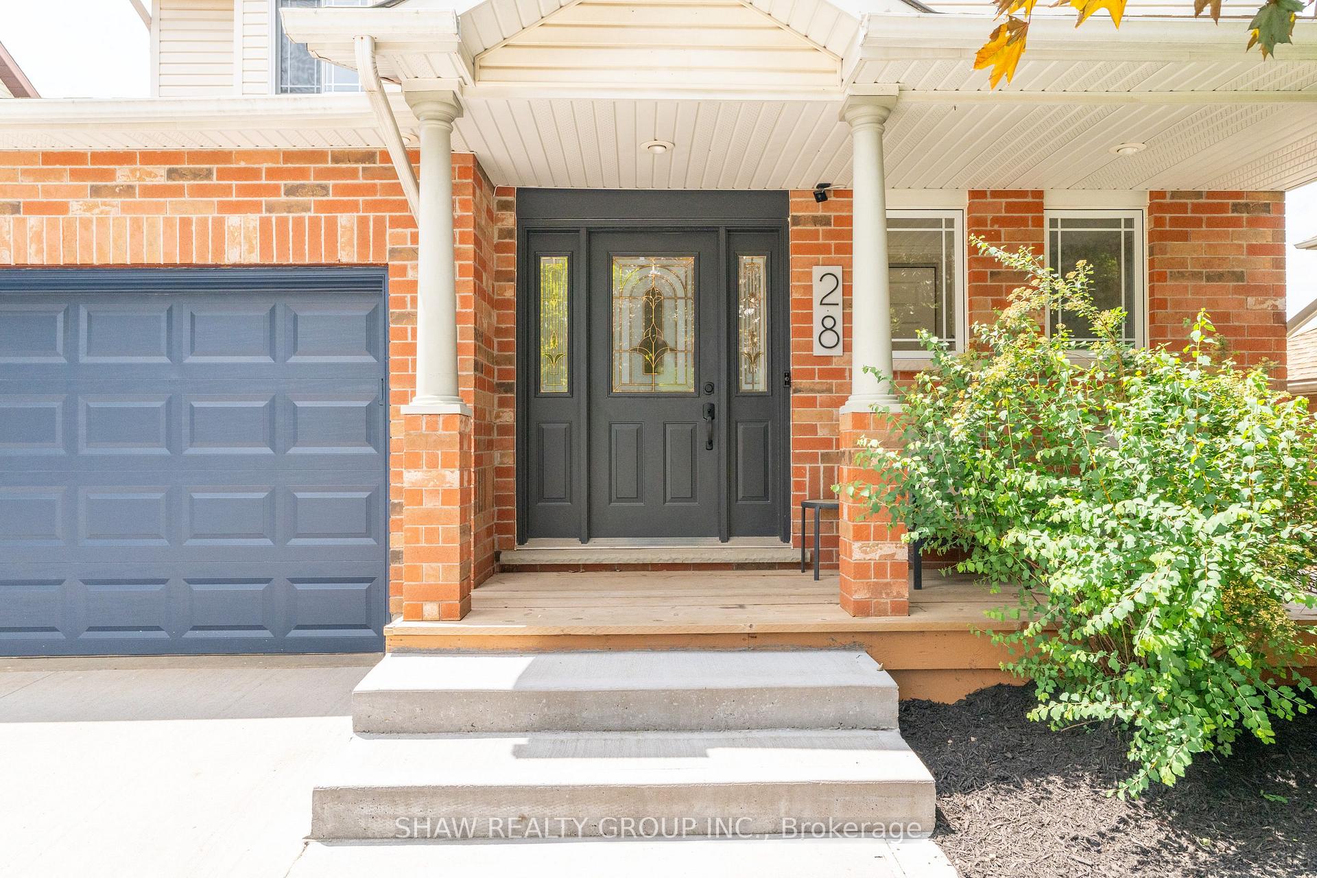 Photo 12 of 28 Mccormick Drive, Cambridge, Hespeler Village — HOMEH