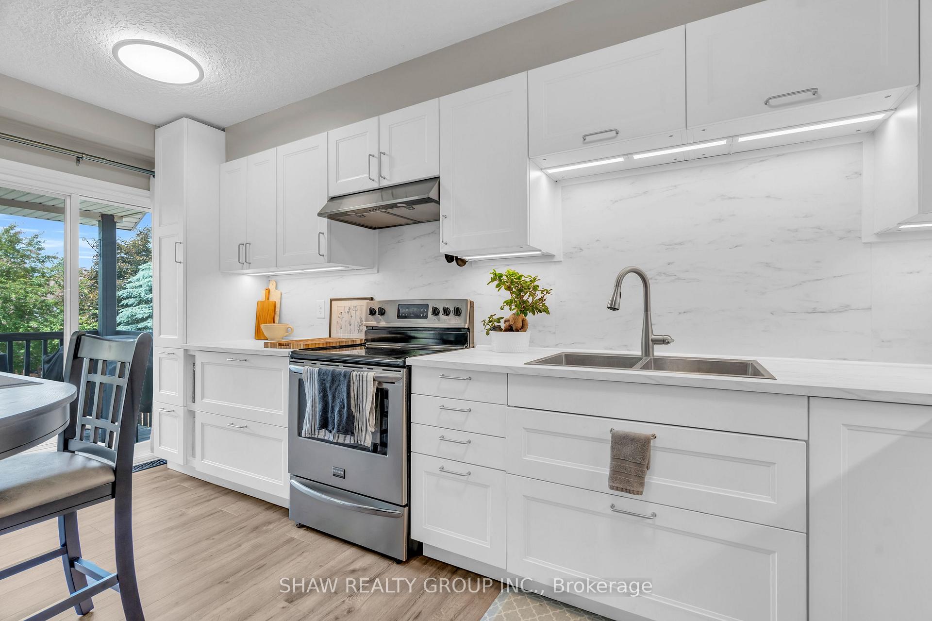 Photo 29 of 28 Mccormick Drive, Cambridge, Hespeler Village — HOMEH