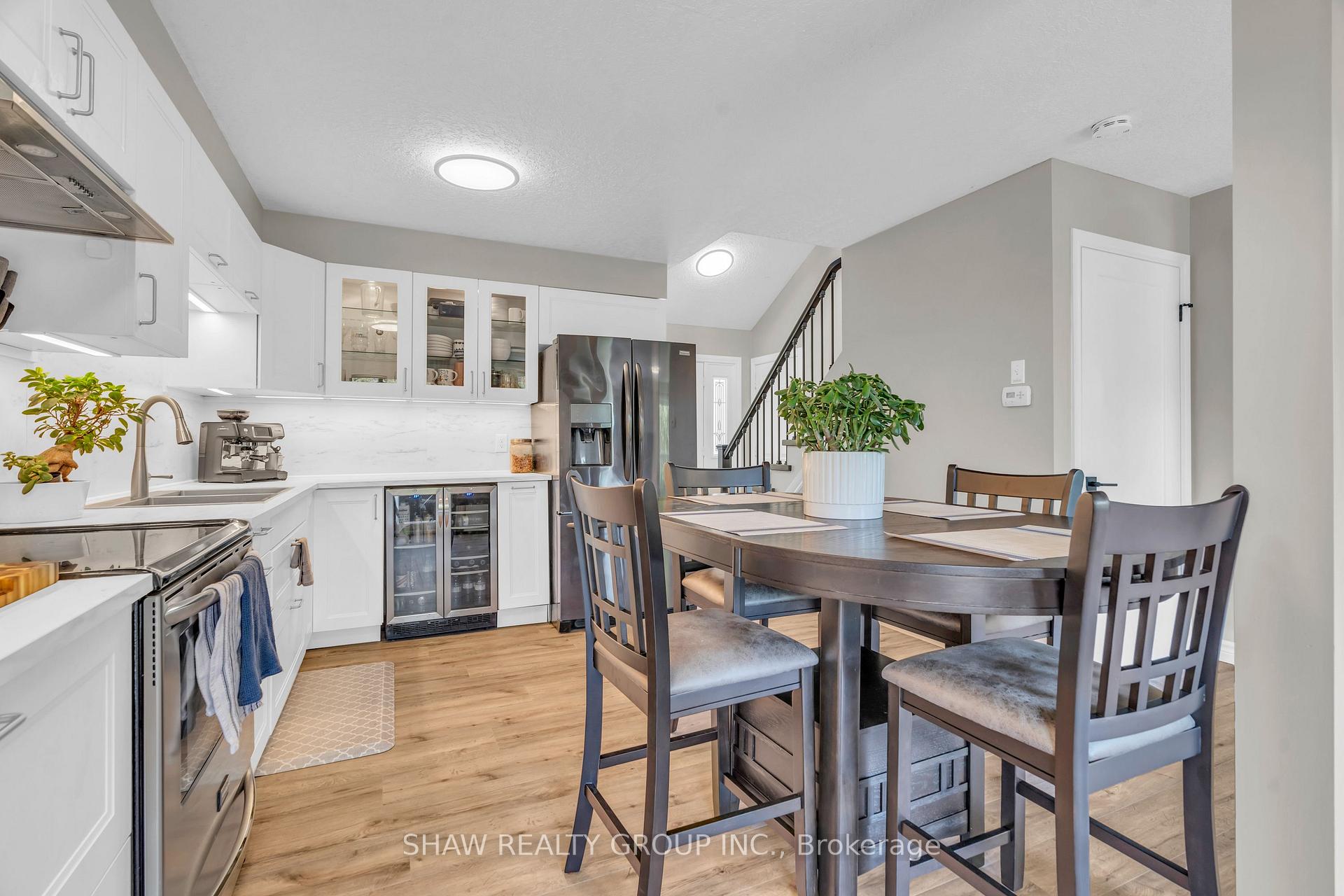 Photo 7 of 28 Mccormick Drive, Cambridge, Hespeler Village — HOMEH