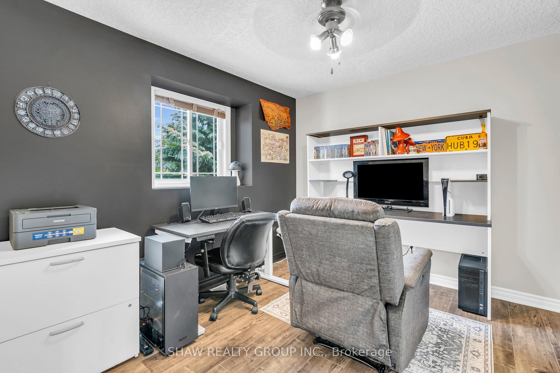 Photo 23 of 28 Mccormick Drive, Cambridge, Hespeler Village — HOMEH