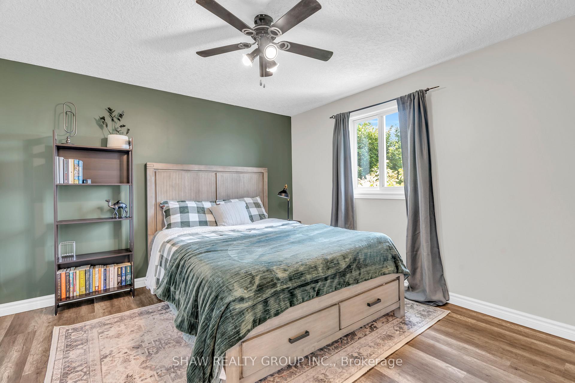Photo 6 of 28 Mccormick Drive, Cambridge, Hespeler Village — HOMEH
