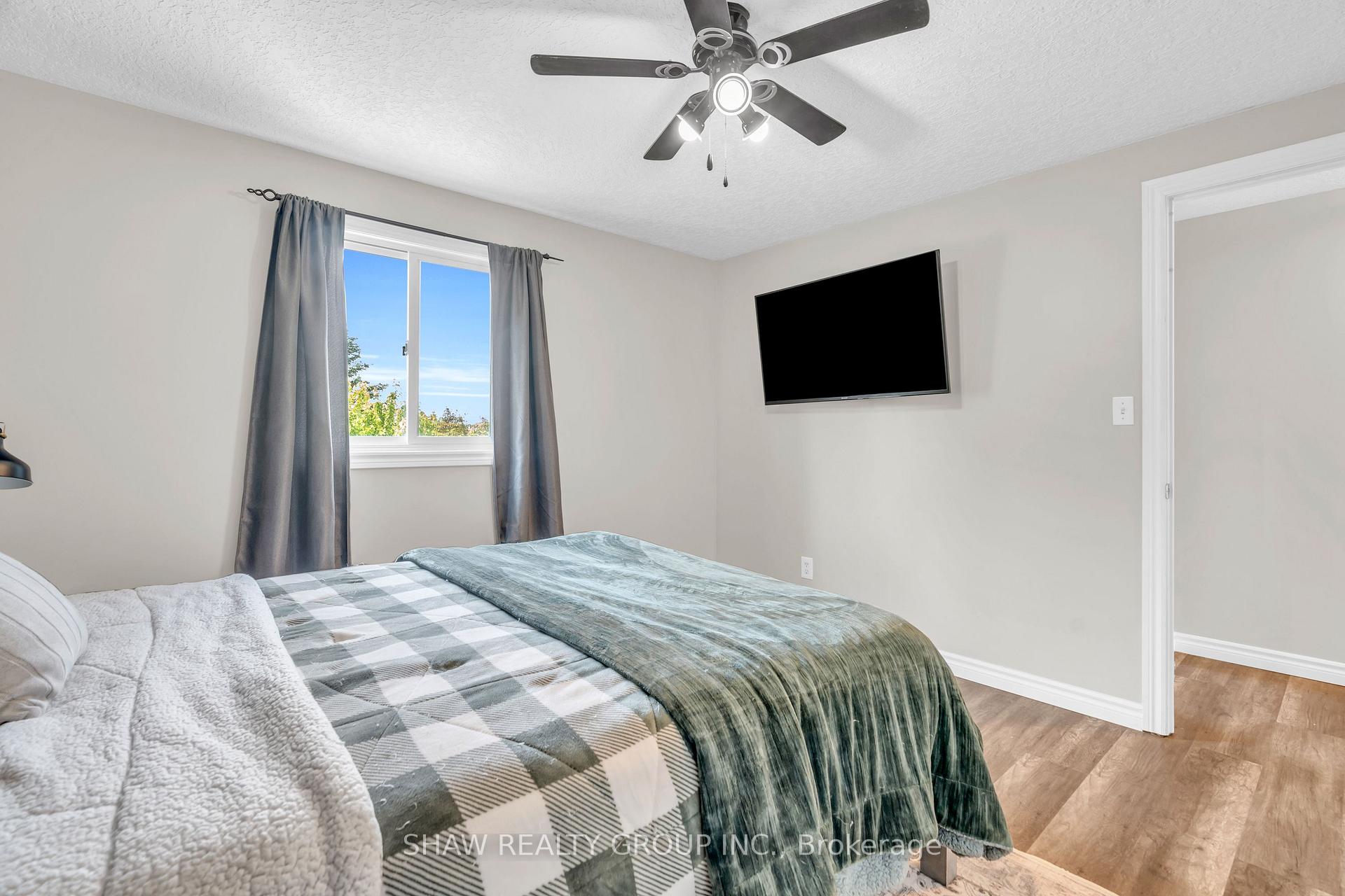 Photo 17 of 28 Mccormick Drive, Cambridge, Hespeler Village — HOMEH