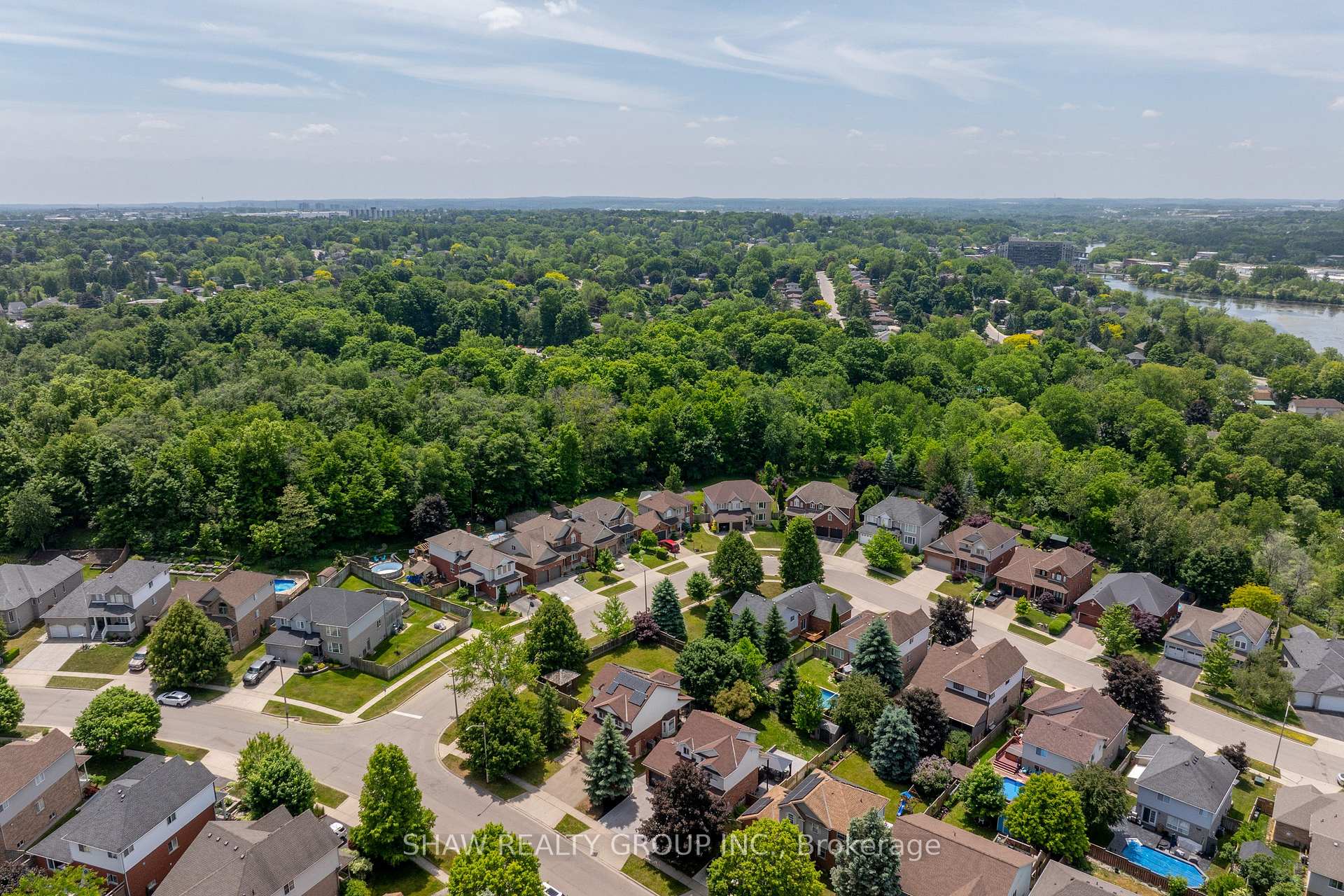 Photo 47 of 28 Mccormick Drive, Cambridge, Hespeler Village — HOMEH