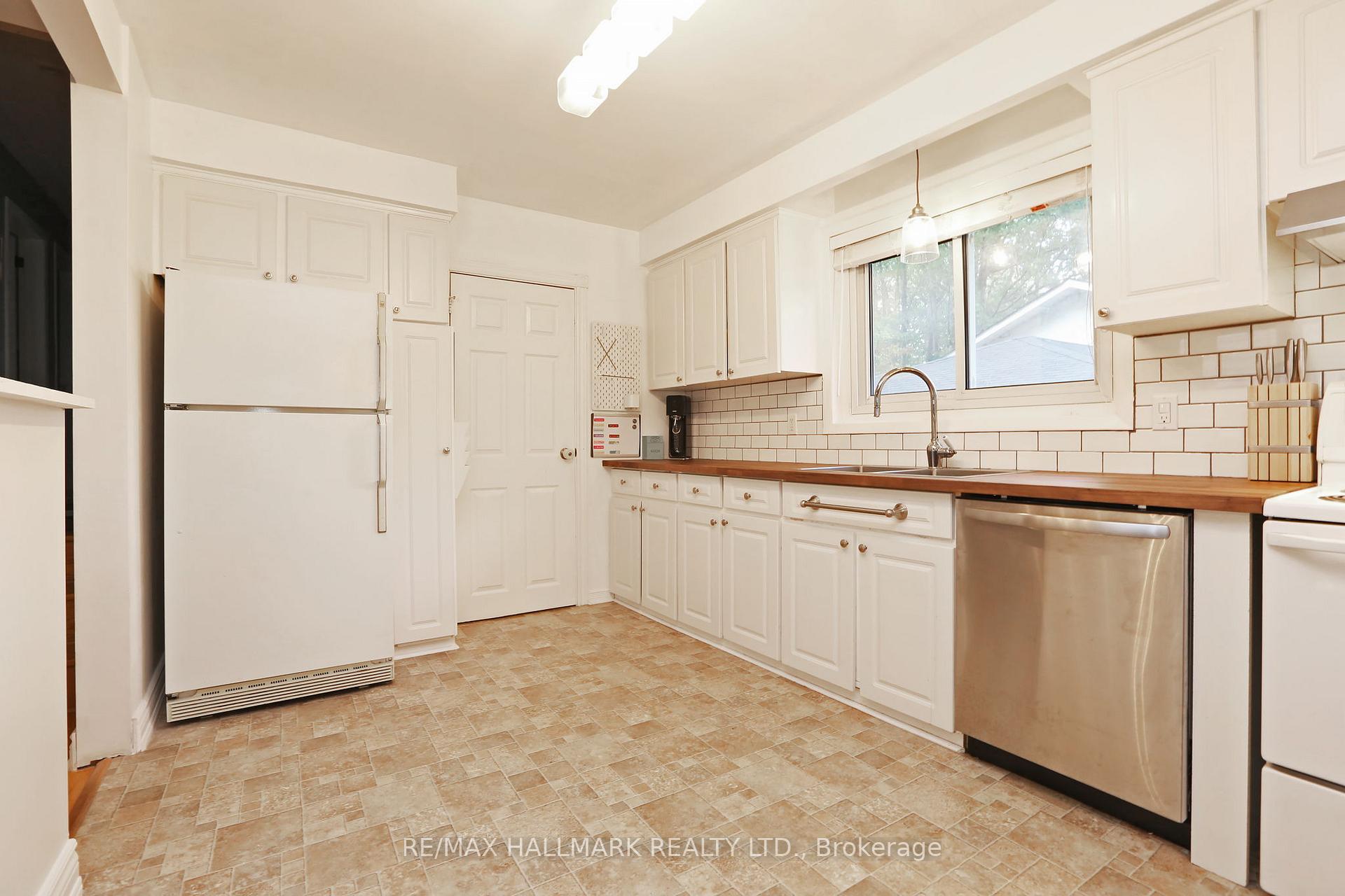 Photo 17 of 94A Oakridge Drive, Scarborough, Cliffcrest — HOMEH